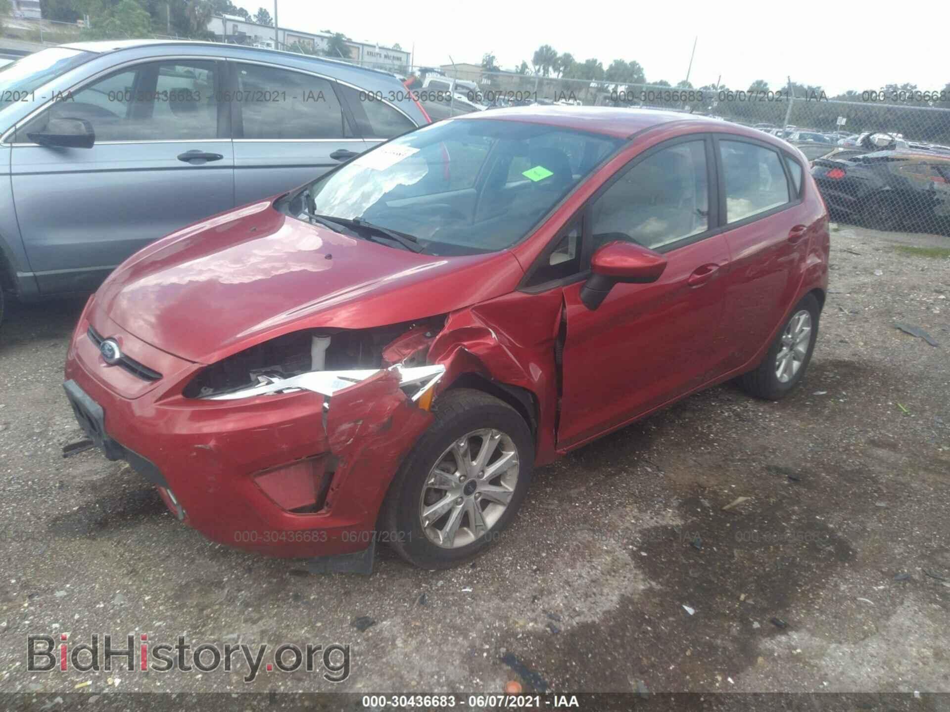 2011 FORD FIESTA - VIN: 3FADP4EJXBM141878 - Фото 2