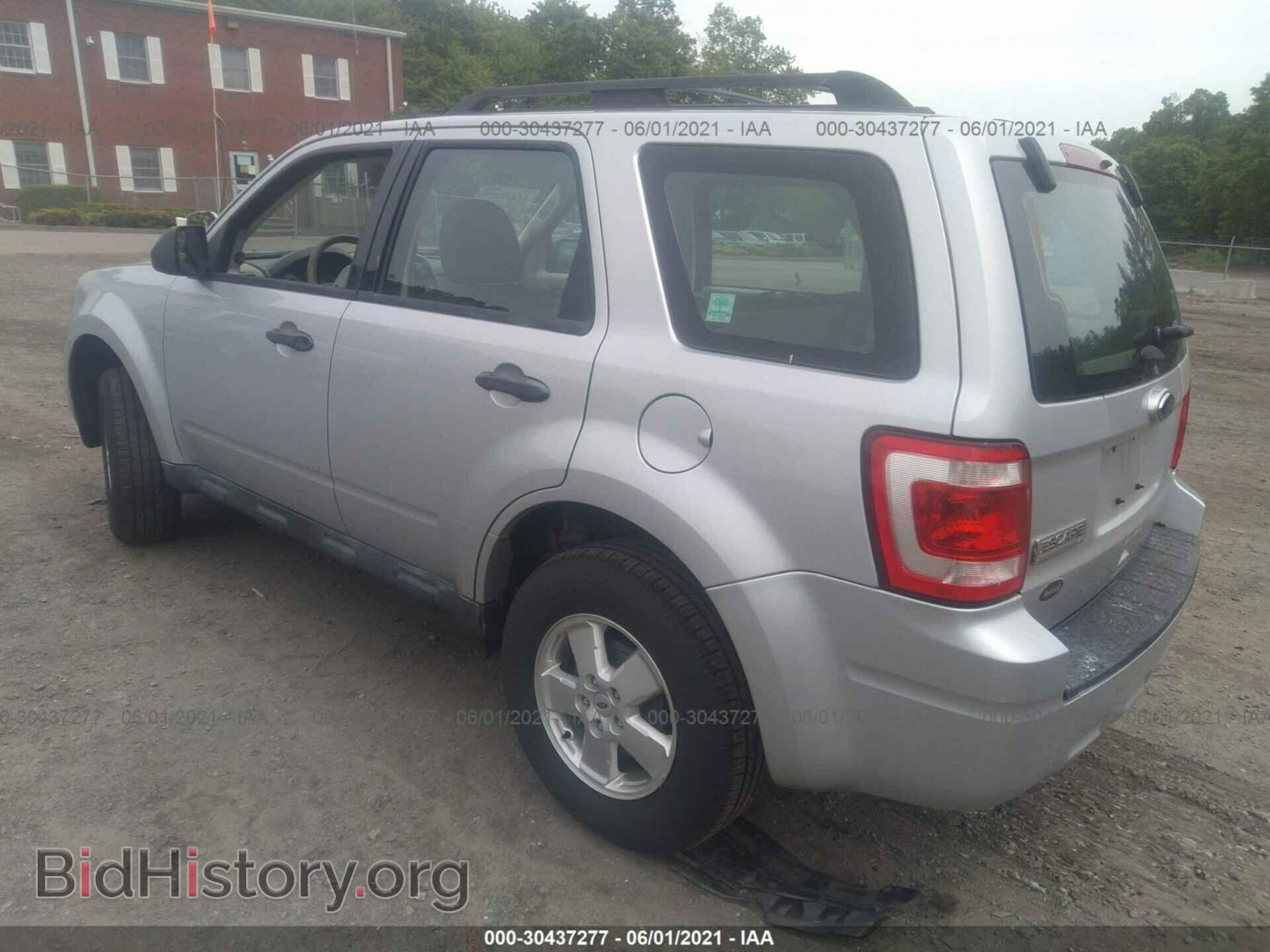 2011 FORD ESCAPE - VIN: 1FMCU9C76BKB17552 - Фото 3