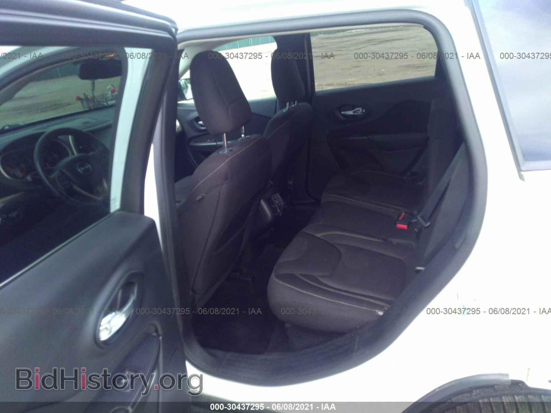 2016 JEEP CHEROKEE - VIN: 1C4PJLCS0GW239551 - Фото 8