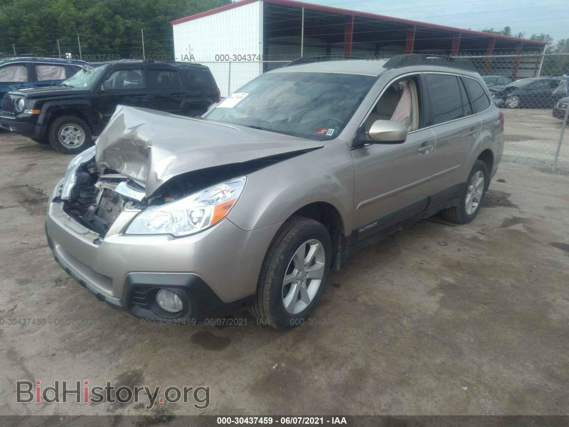 2014 SUBARU OUTBACK - VIN: 4S4BRCCC0E3226675 - Фото 2