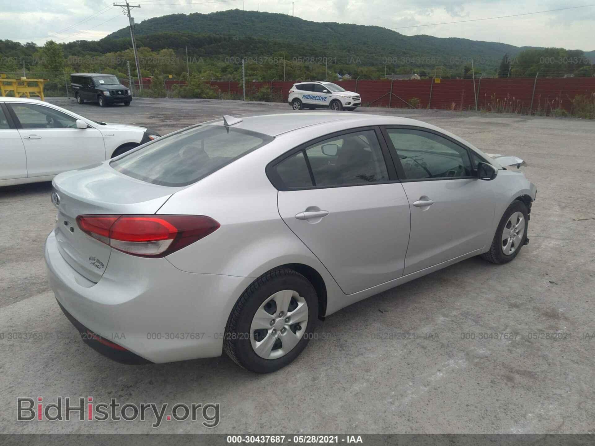2017 KIA FORTE - VIN: 3KPFL4A74HE044204 - Фото 4