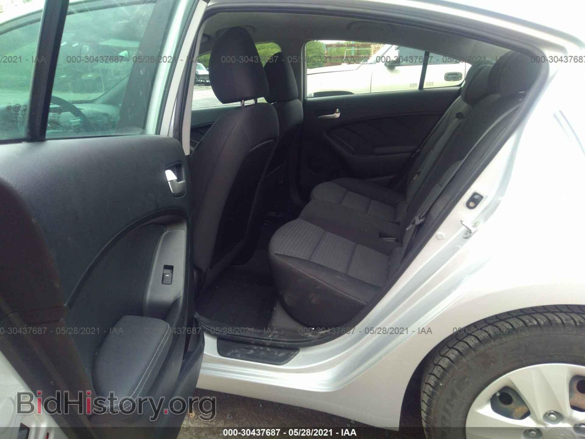 2017 KIA FORTE - VIN: 3KPFL4A74HE044204 - Фото 8