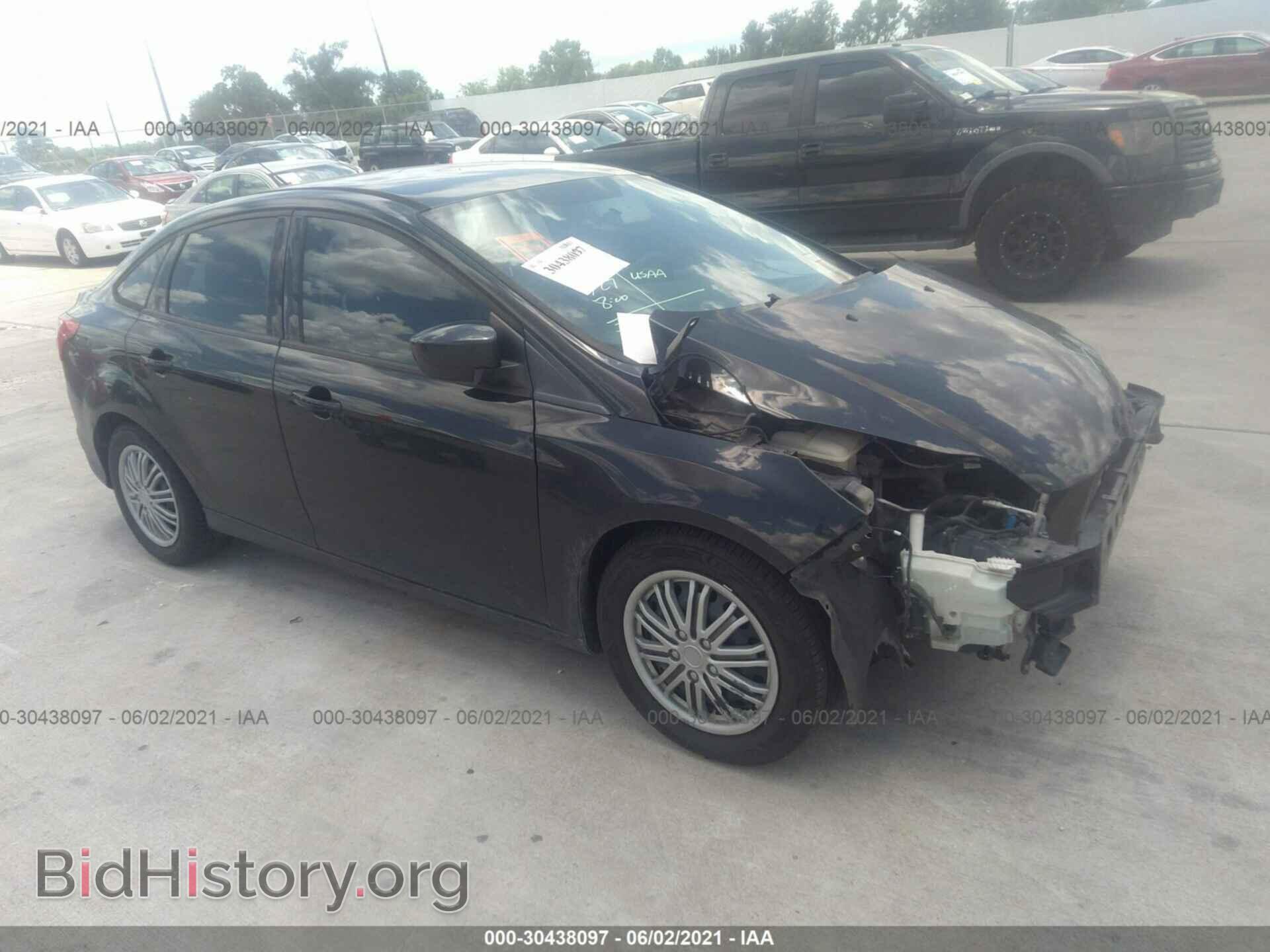Photo 1FAHP3F21CL378412 - FORD FOCUS 2012