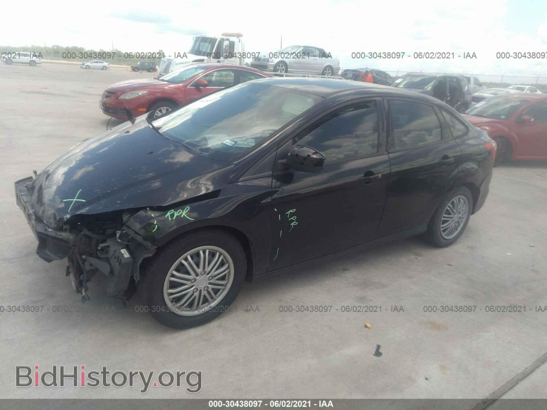 2012 FORD FOCUS - VIN: 1FAHP3F21CL378412 - Photo 2