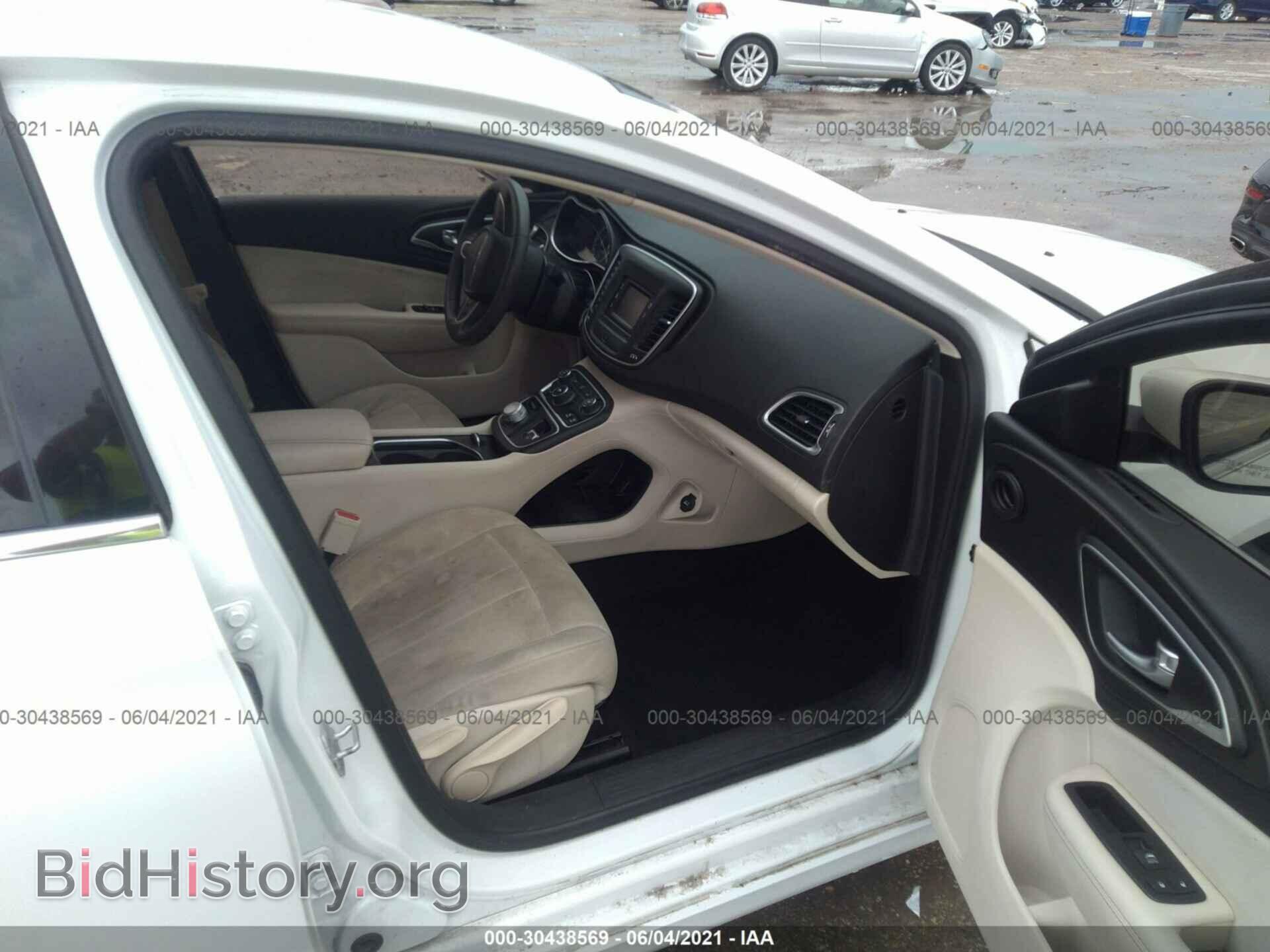 2015 CHRYSLER 200 - VIN: 1C3CCCAB6FN543472 - Фото 5