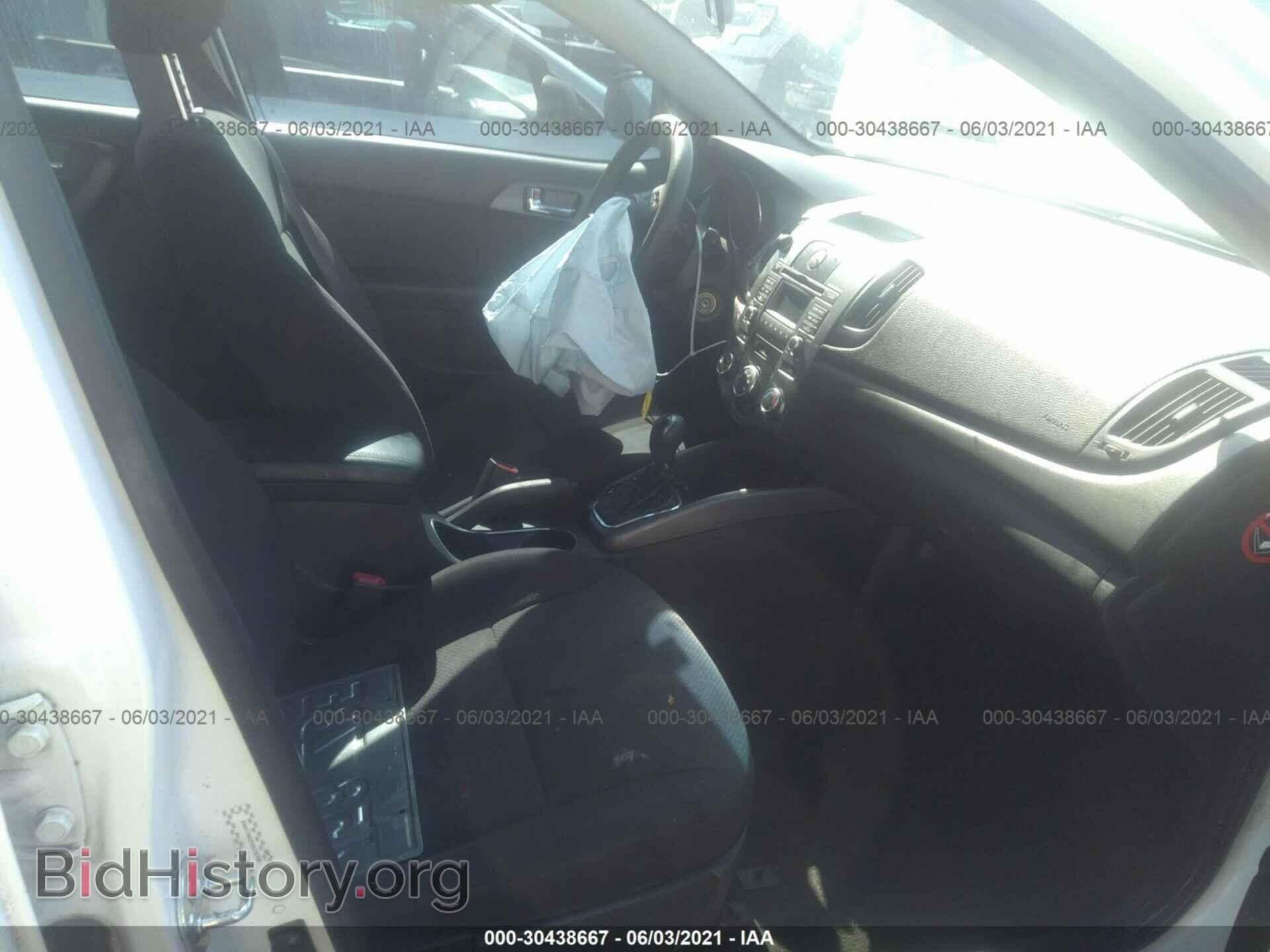2013 KIA FORTE - VIN: KNAFU4A22D5732769 - Фото 5
