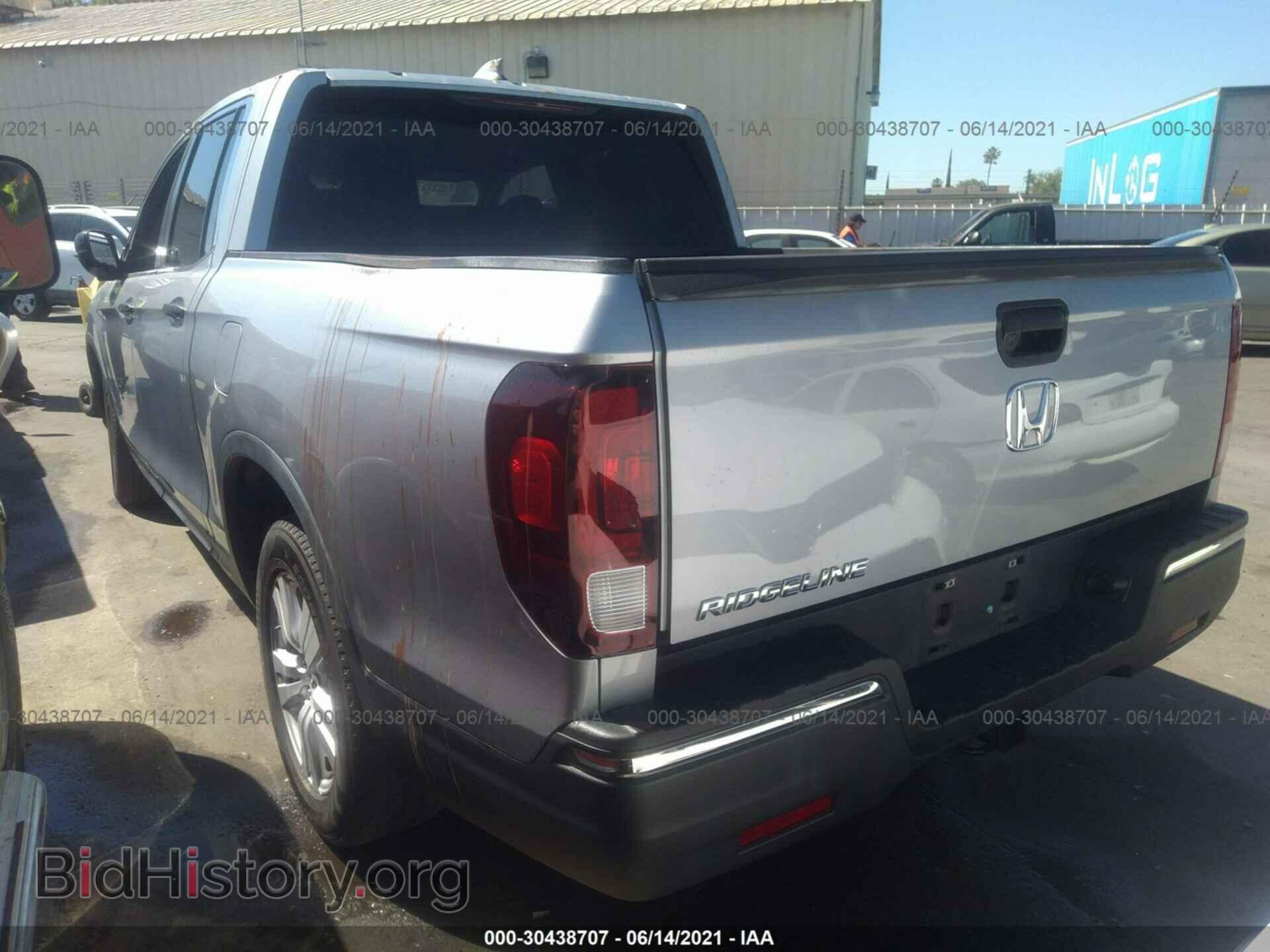 2017 HONDA RIDGELINE - VIN: 5FPYK2F23HB009717 - Photo 3