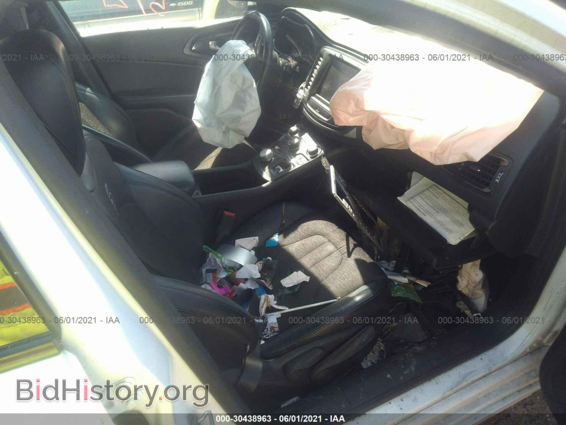 2016 CHRYSLER 200 - VIN: 1C3CCCBG8GN162296 - Фото 5