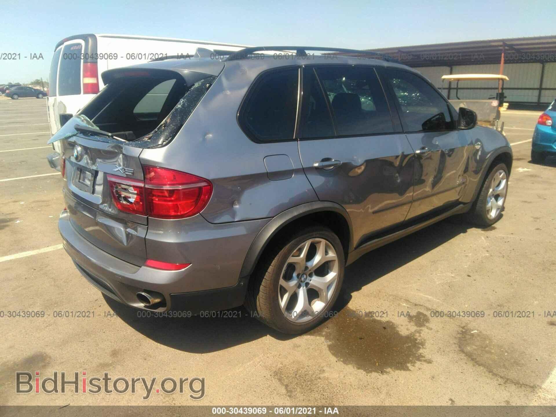 2011 BMW X5 - VIN: 5UXZW0C58BL371663 - Фото 4