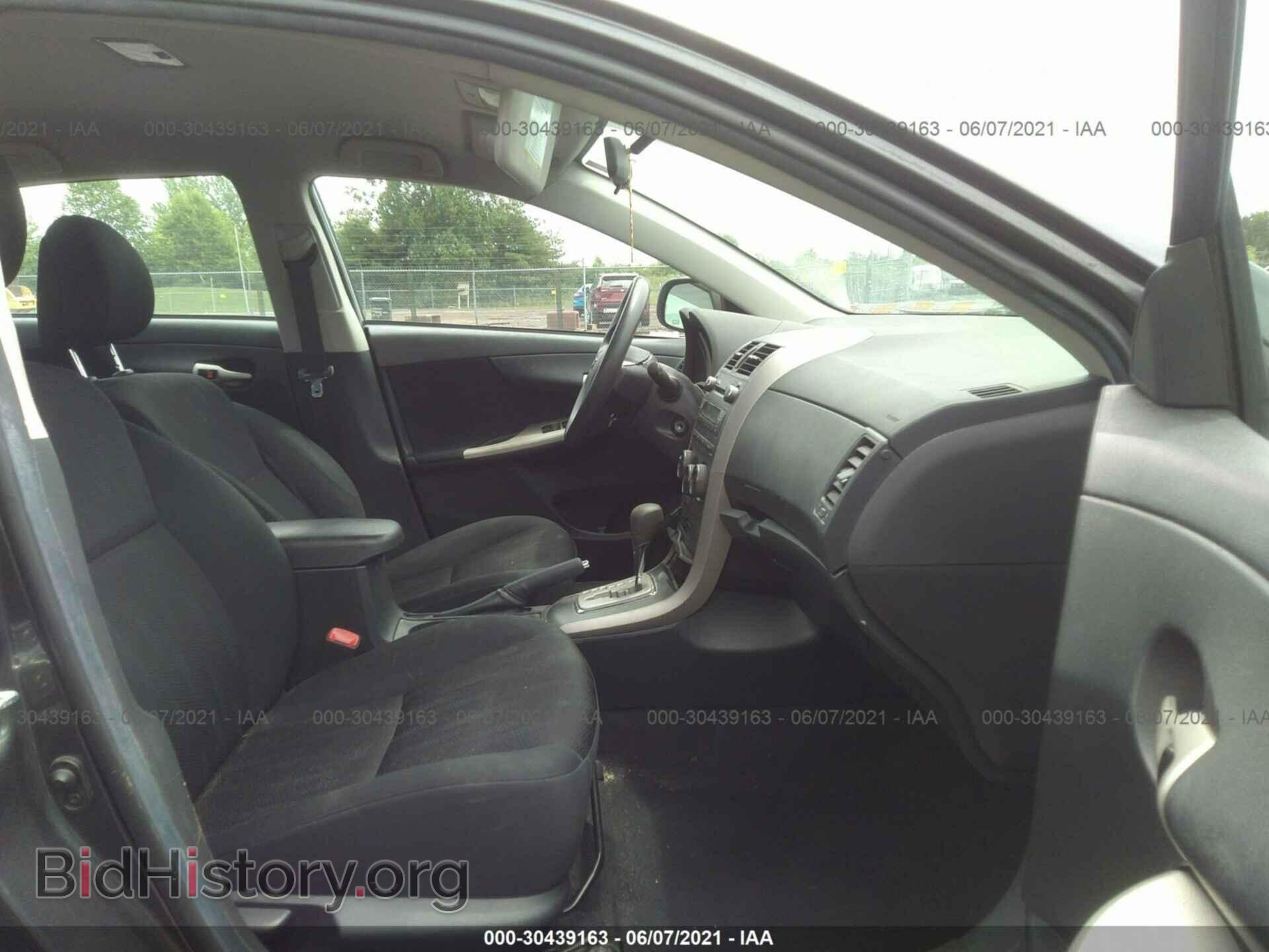 2011 TOYOTA COROLLA - VIN: 2T1BU4EE2BC720983 - Фото 5