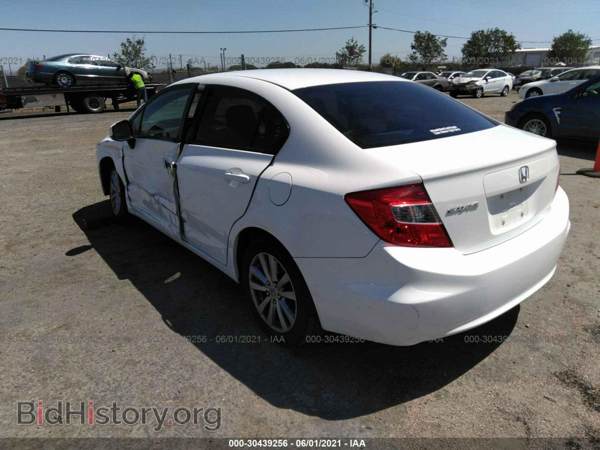 2012 HONDA CIVIC SDN - VIN: 19XFB2F87CE329643 - Фото 3
