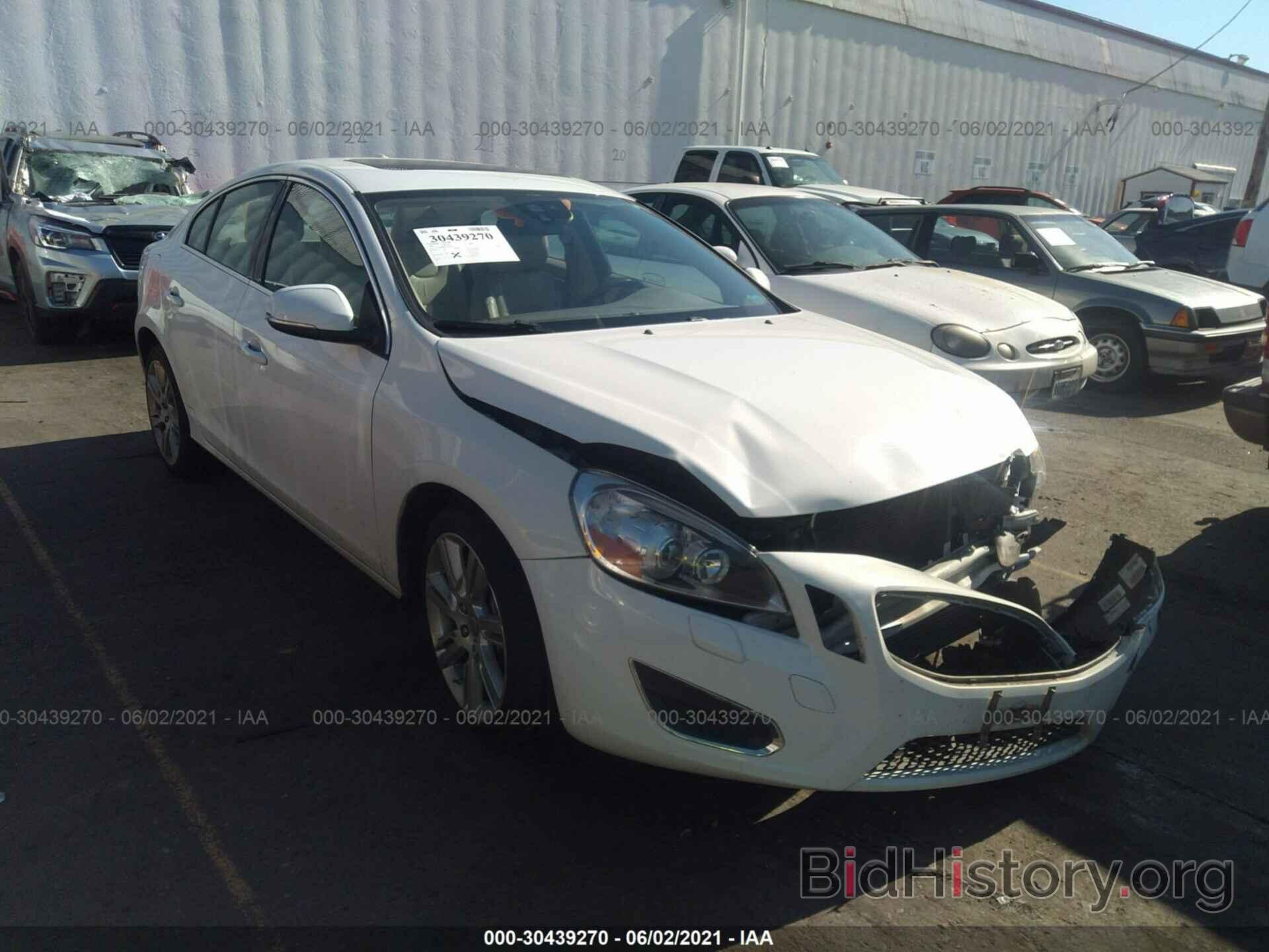 Photo YV1902FH8C2139148 - VOLVO S60 2012