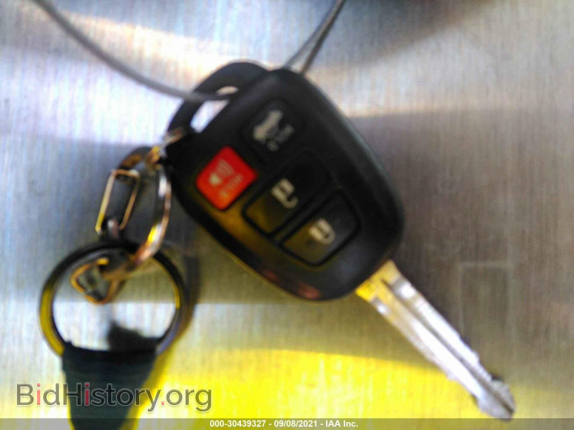 2014 TOYOTA COROLLA - VIN: 5YFBURHE4EP077243 - Фото 11
