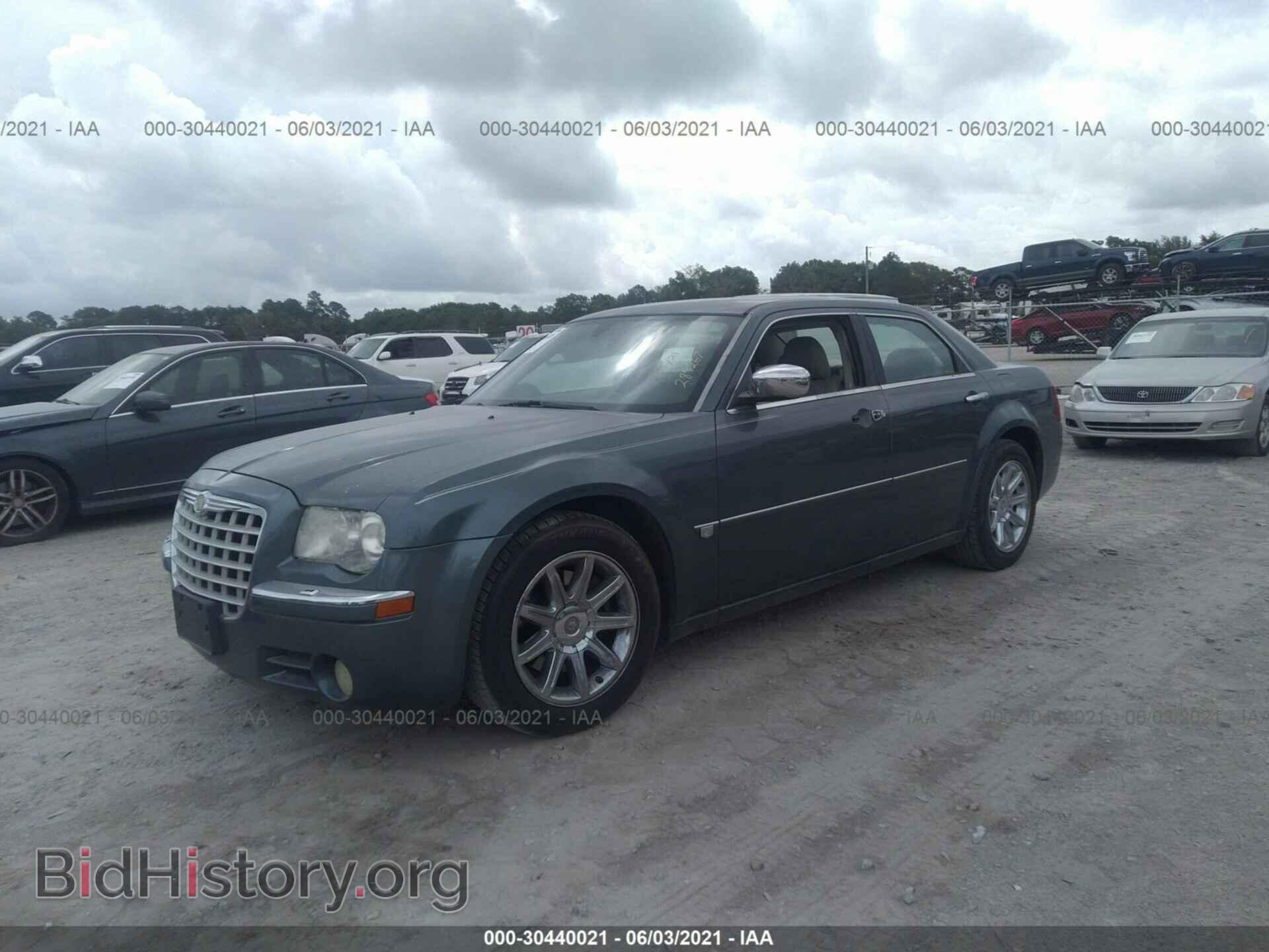 2006 CHRYSLER 300 - VIN: 2C3LA63H36H289267 - Фото 2