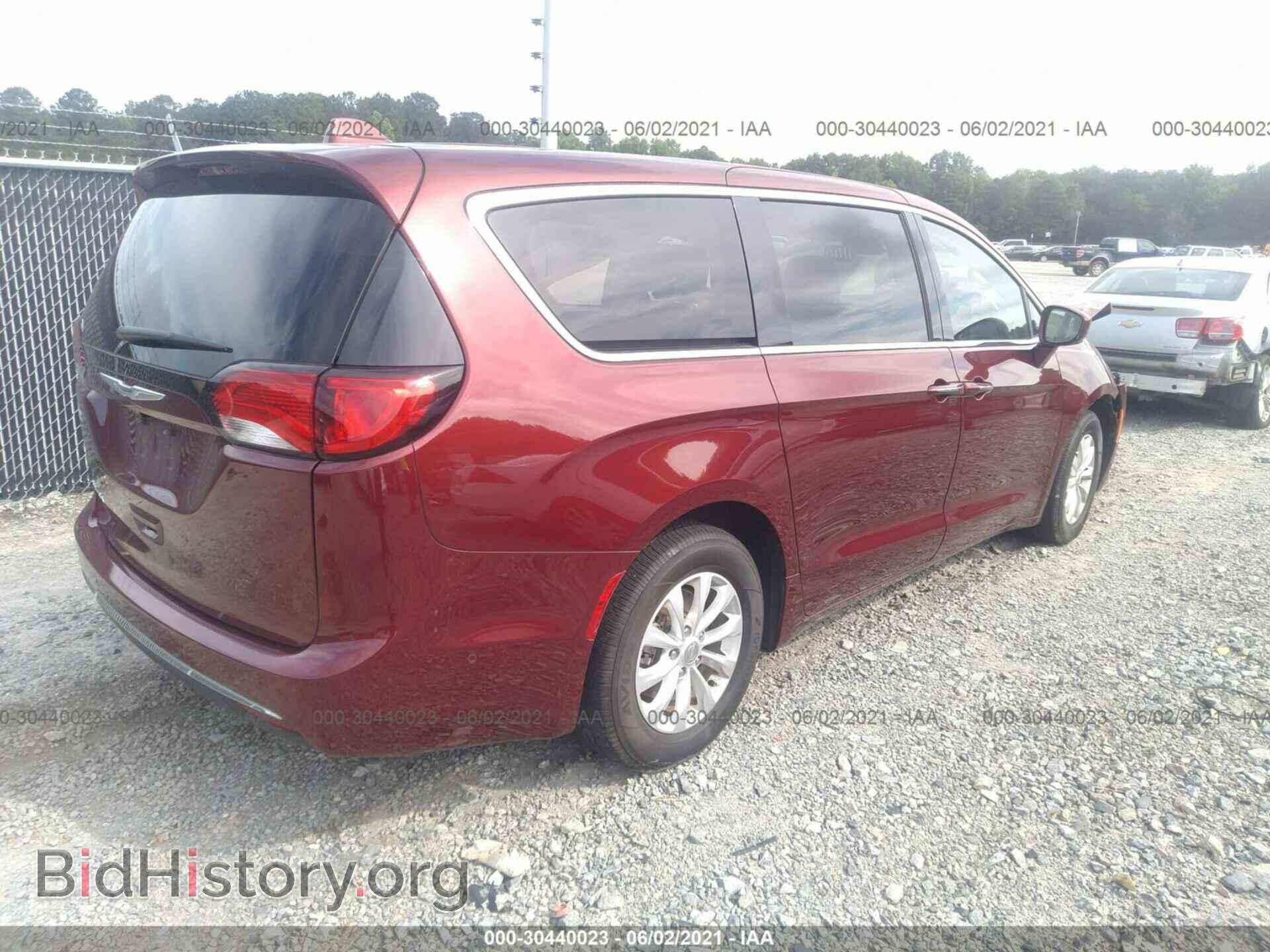 2019 CHRYSLER PACIFICA - VIN: 2C4RC1FG0KR568895 - Фото 4
