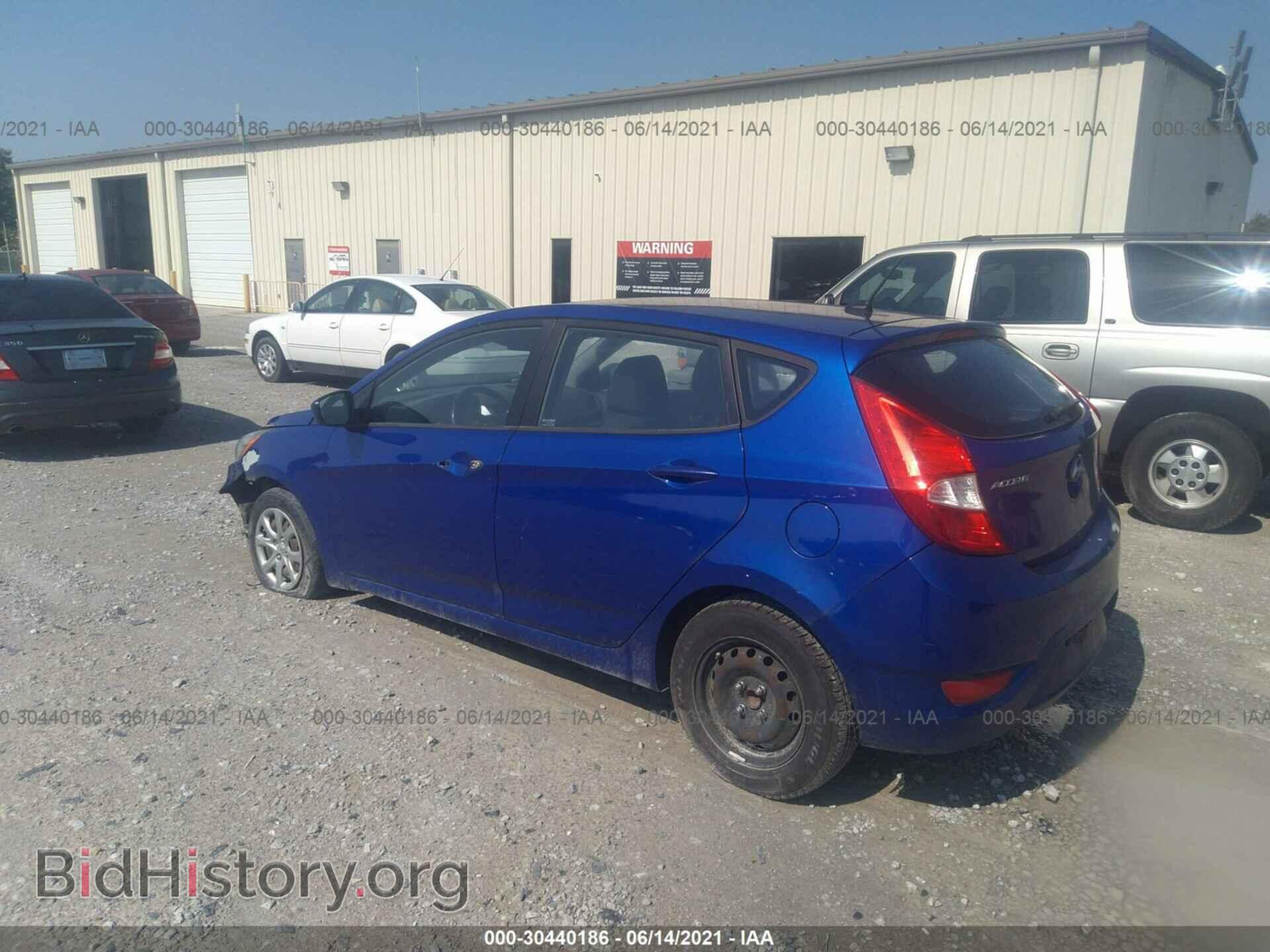 2012 HYUNDAI ACCENT - VIN: KMHCT5AE7CU013185 - Фото 3