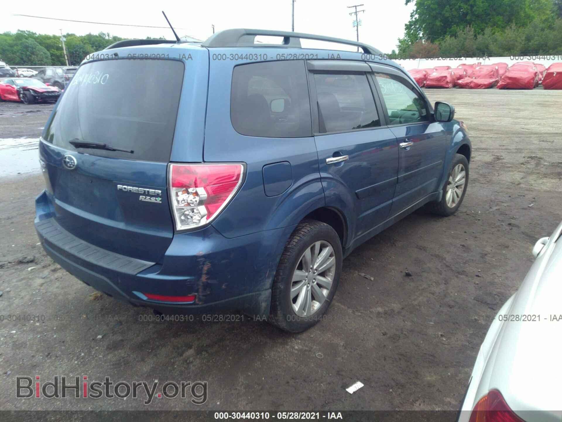 2013 SUBARU FORESTER - VIN: JF2SHAEC2DH437405 - Фото 4