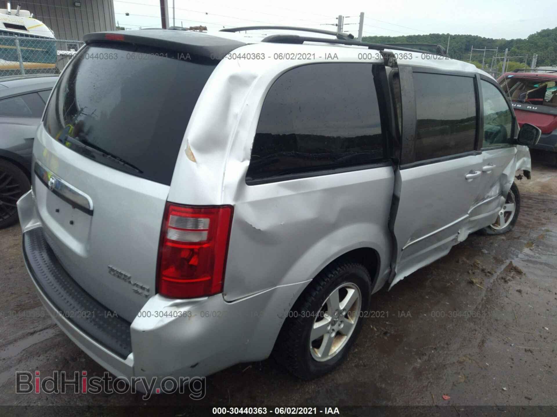 2010 DODGE GRAND CARAVAN - VIN: 2D4RN5D15AR484721 - Фото 4