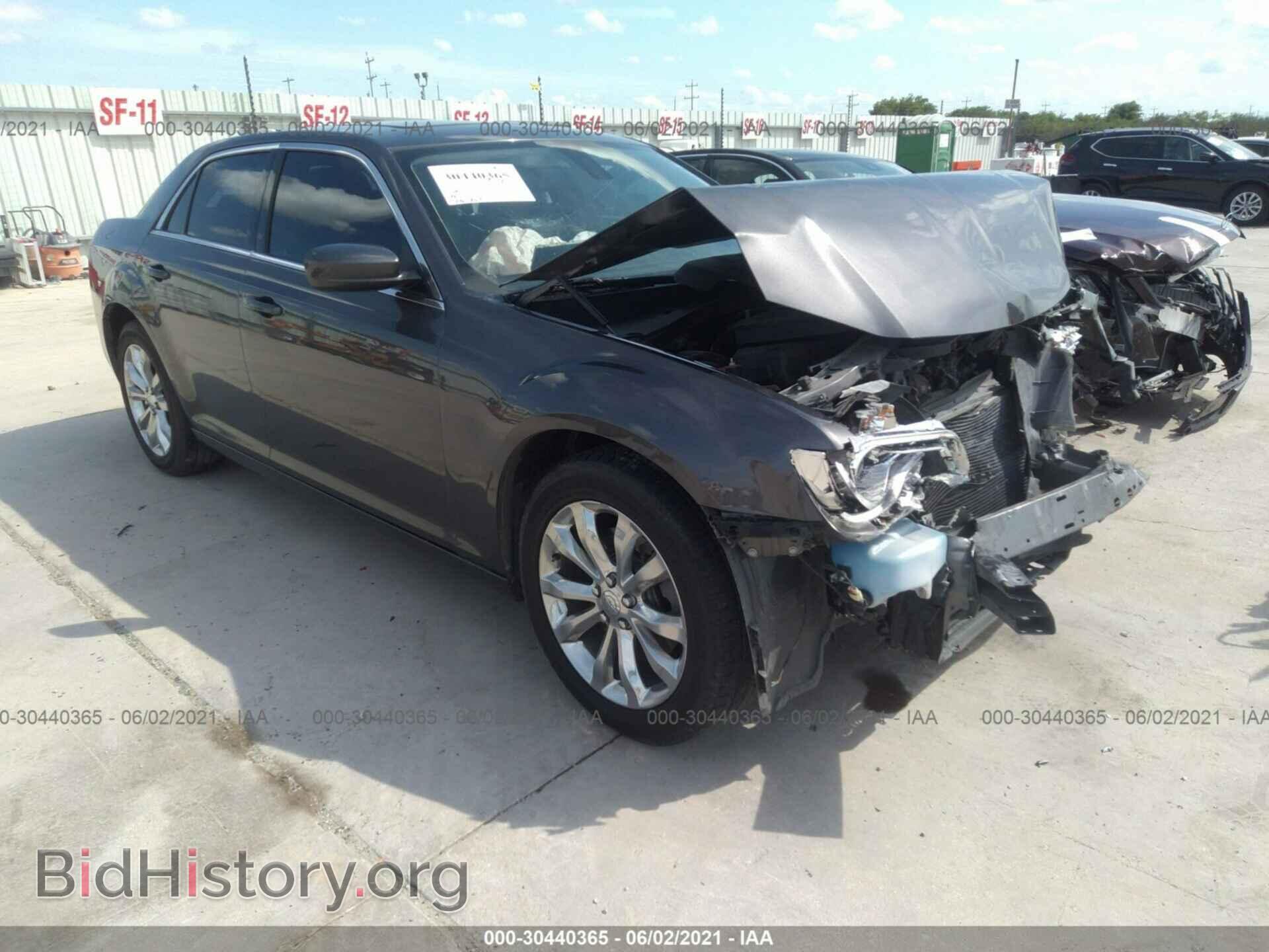 Photo 2C3CCARG0FH803376 - CHRYSLER 300 2015