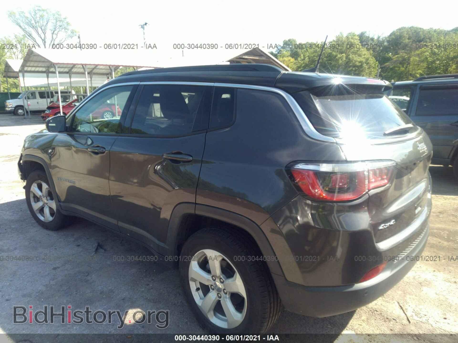 2018 JEEP COMPASS - VIN: 3C4NJDBB1JT115784 - Фото 3