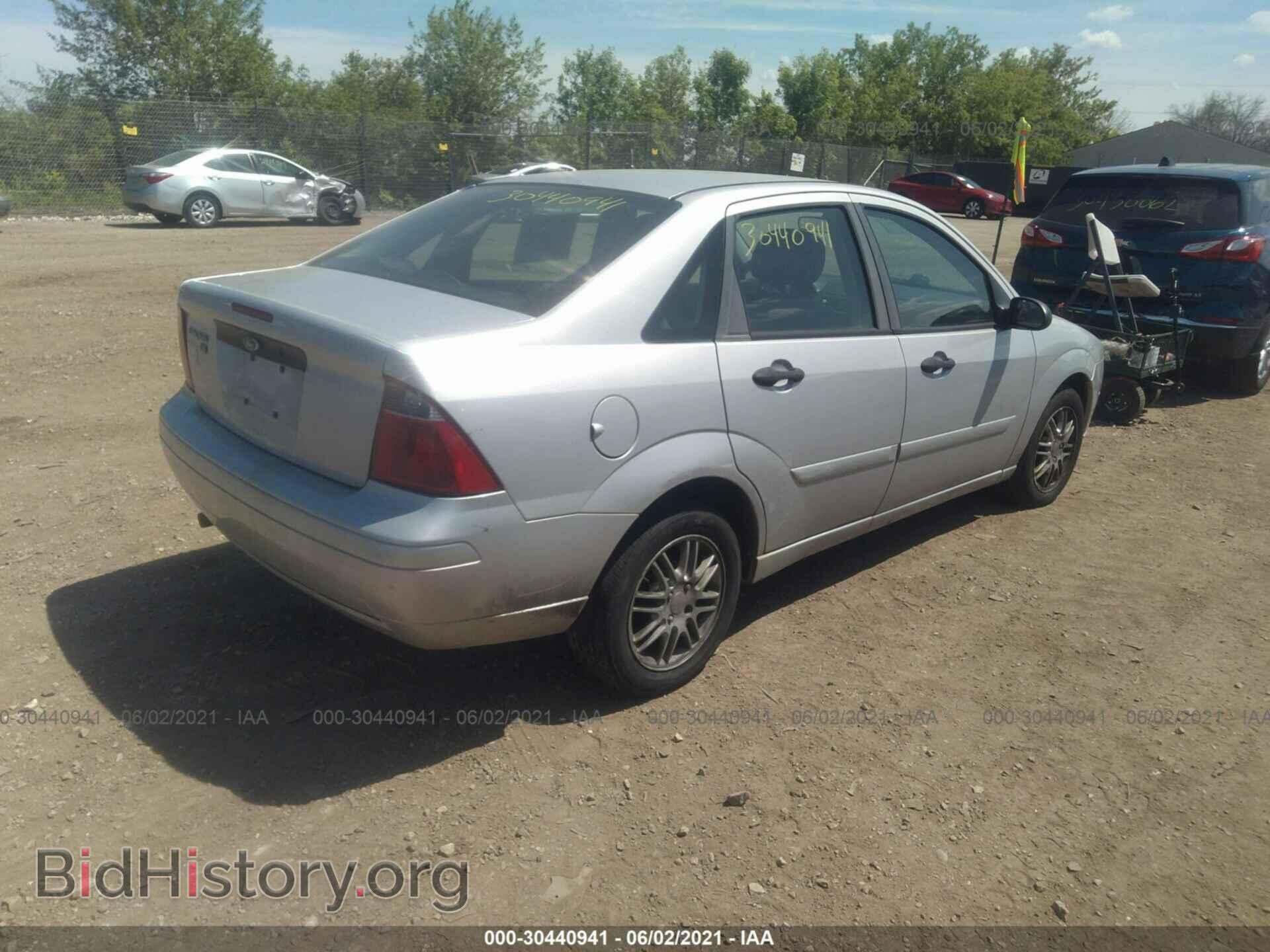 2007 FORD FOCUS - VIN: 1FAFP34N47W266082 - Фото 4