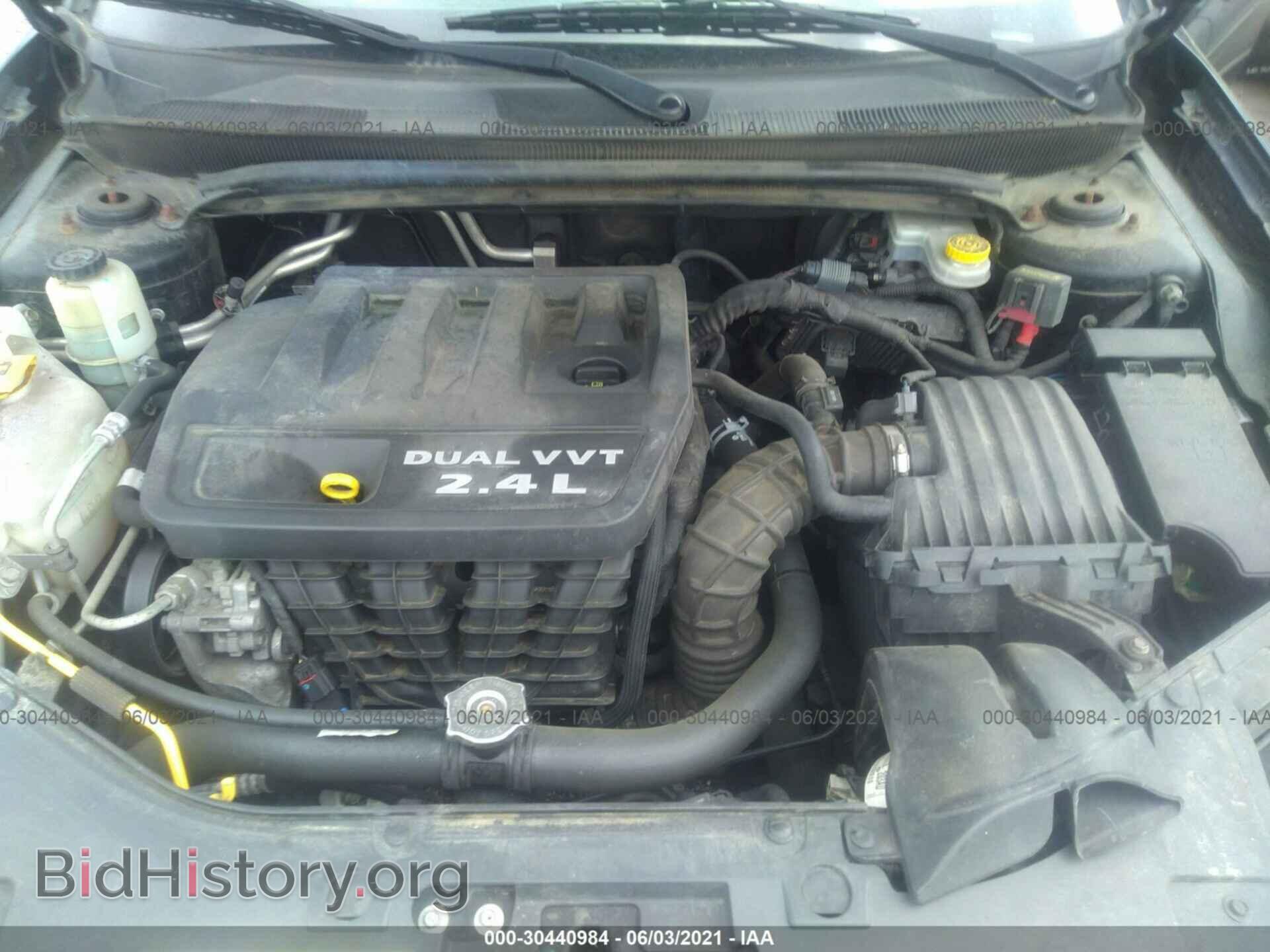 2013 CHRYSLER 200 - VIN: 1C3CCBBB1DN618309 - Фото 10