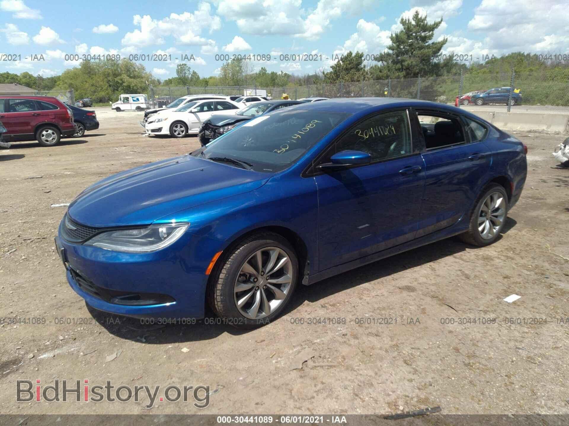 2016 CHRYSLER 200 - VIN: 1C3CCCBG1GN118012 - Фото 2