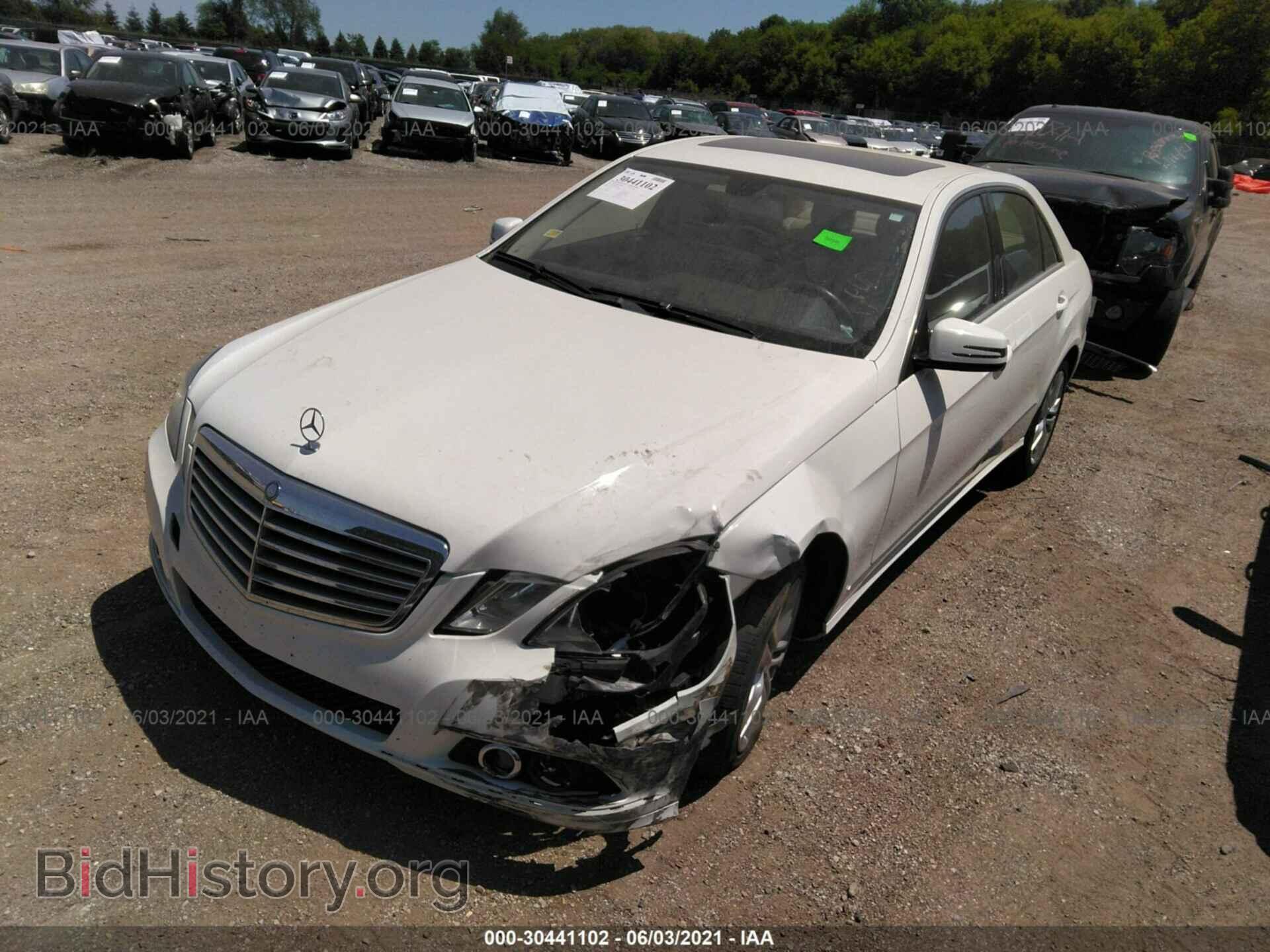 2011 MERCEDES-BENZ E-CLASS - VIN: WDDHF8HB2BA500640 - Фото 2