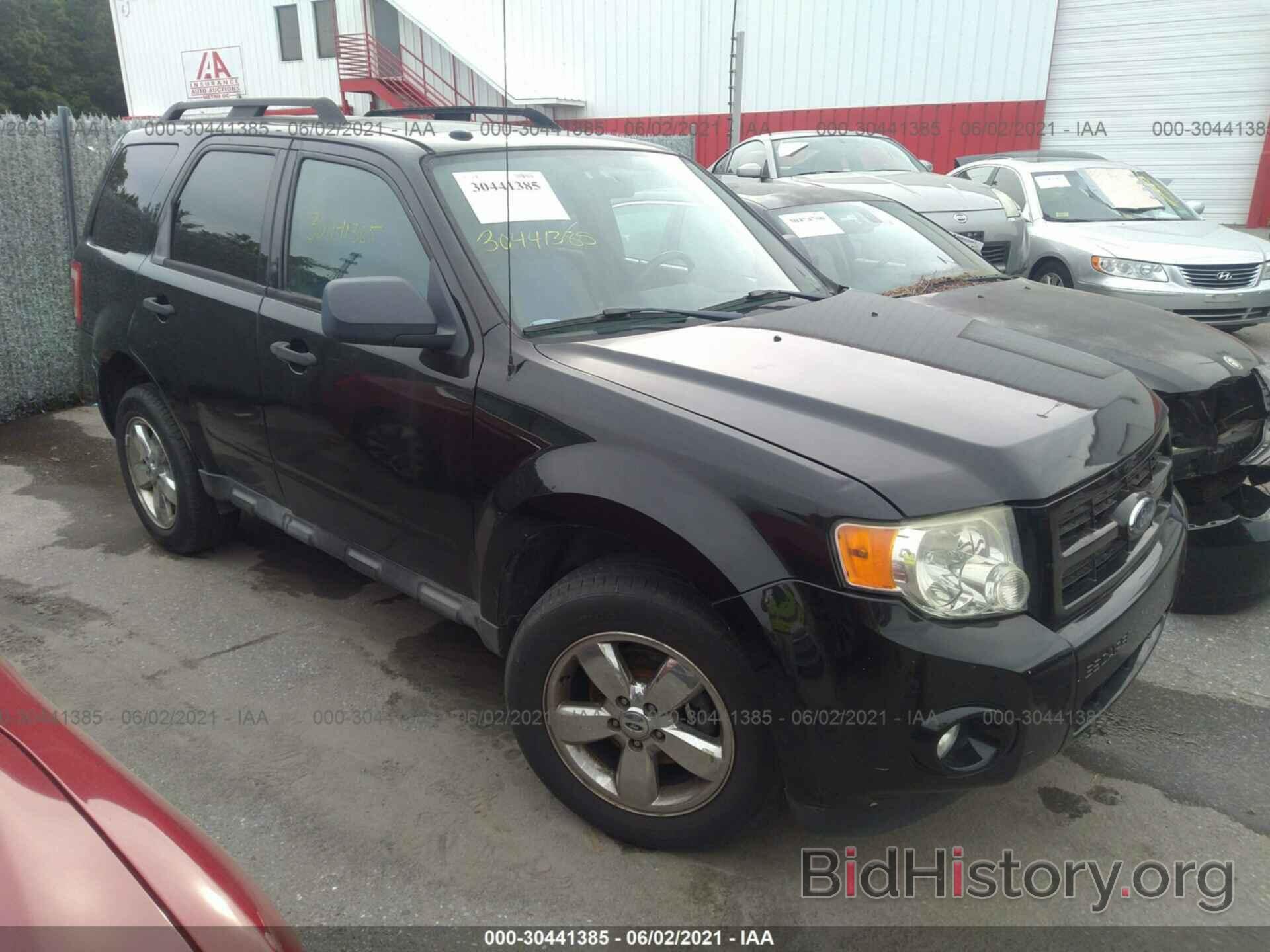 Photo 1FMCU93G99KA63416 - FORD ESCAPE 2009