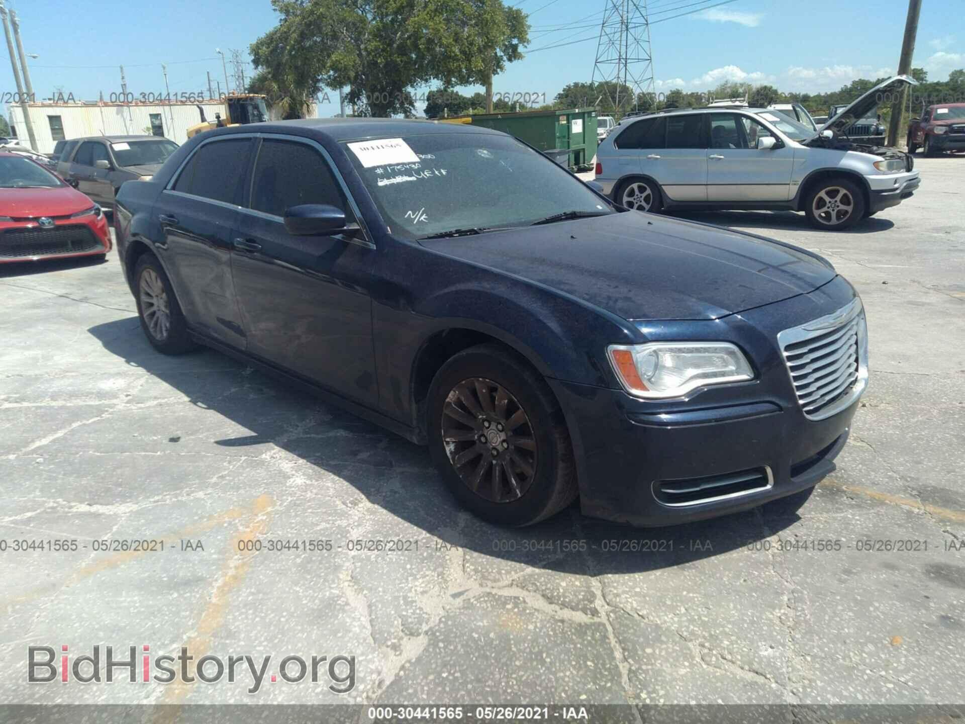 Фотография 2C3CCAAG2EH175430 - CHRYSLER 300 2014