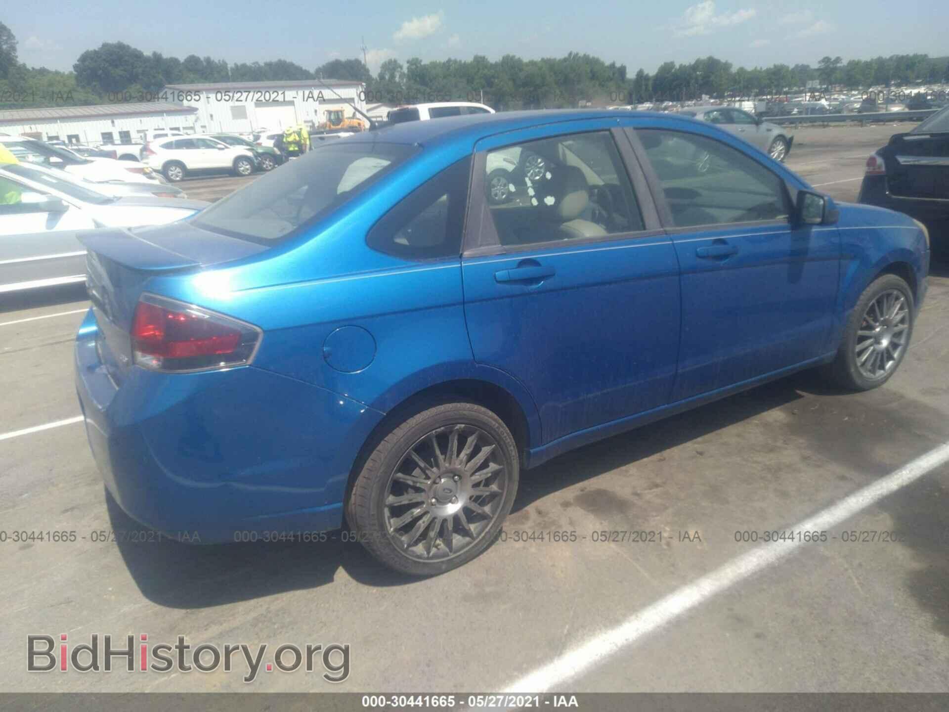 2011 FORD FOCUS - VIN: 1FAHP3GN9BW145724 - Photo 4