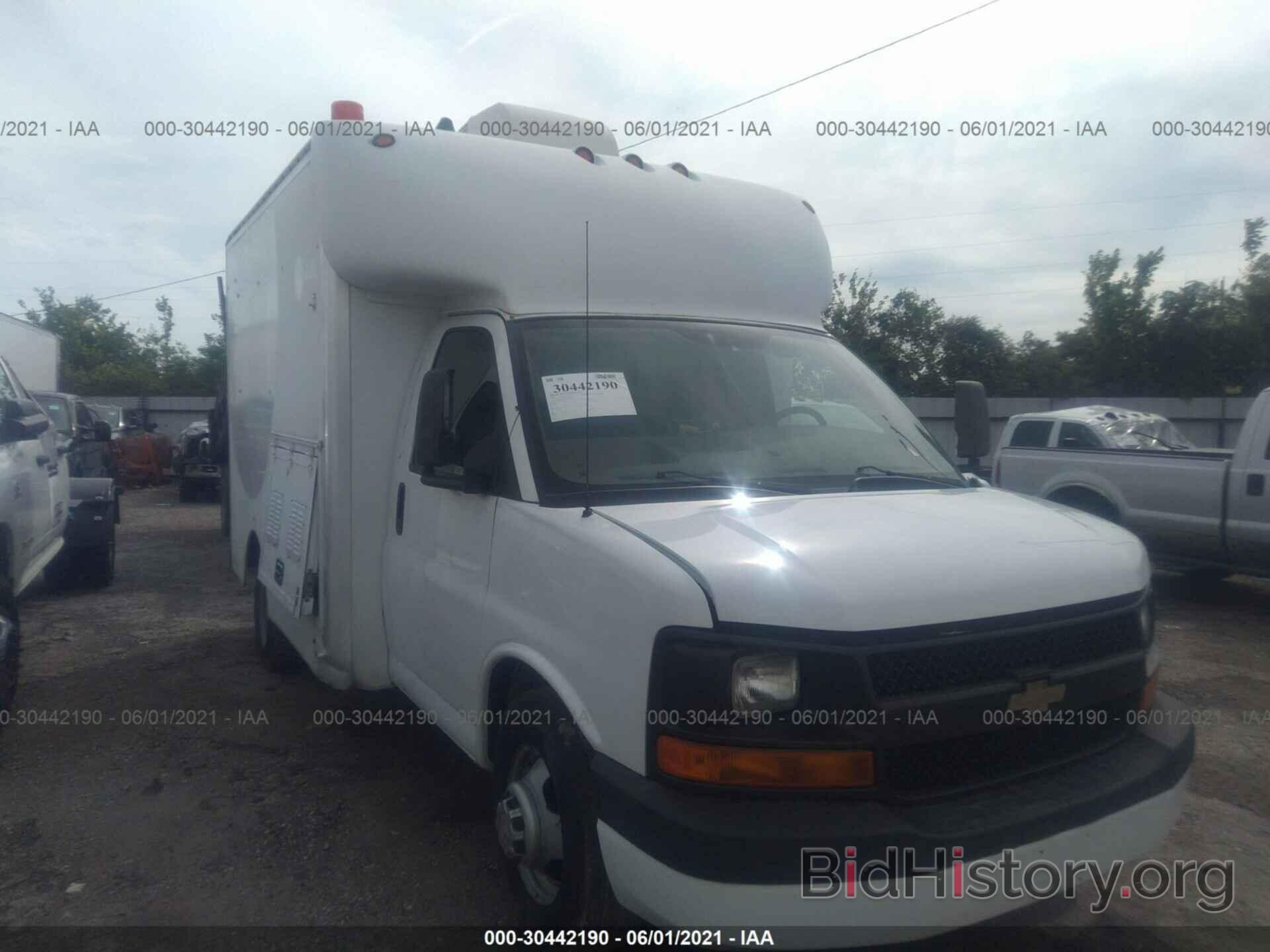 Photo 1GBJG31K481107709 - CHEVROLET EXPRESS COMMERCIAL 2008