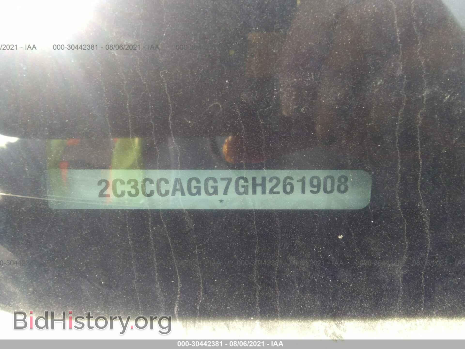 2016 CHRYSLER 300 - VIN: 2C3CCAGG7GH261908 - Photo 9