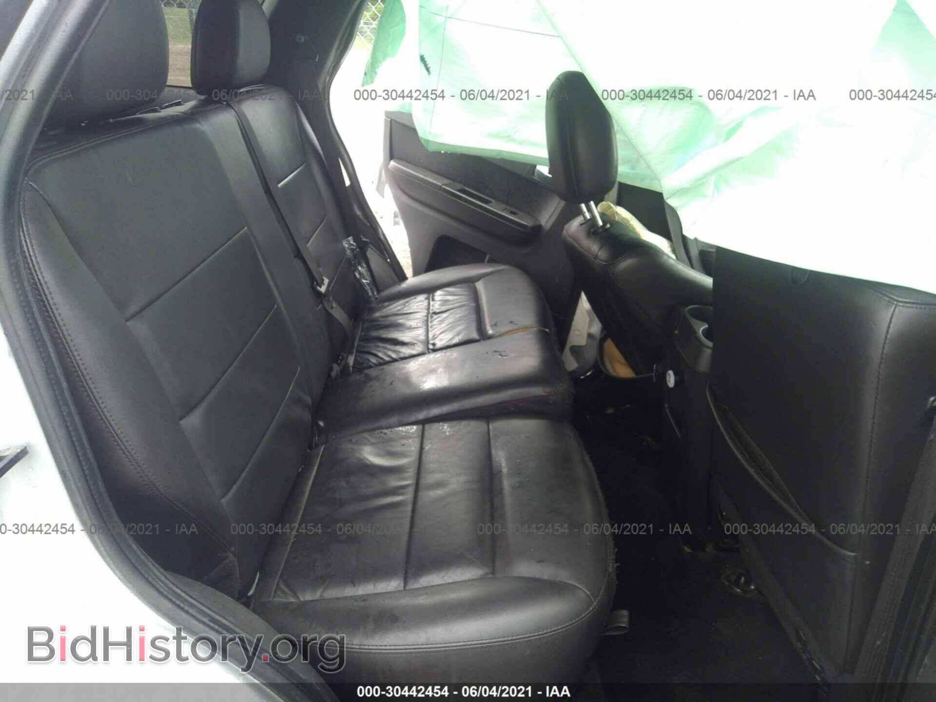 2011 FORD ESCAPE - VIN: 1FMCU0E73BKB27528 - Фото 8