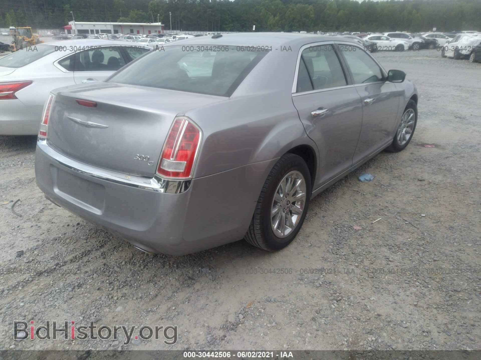 2014 CHRYSLER 300 - VIN: 2C3CCAET9EH171348 - Фото 4
