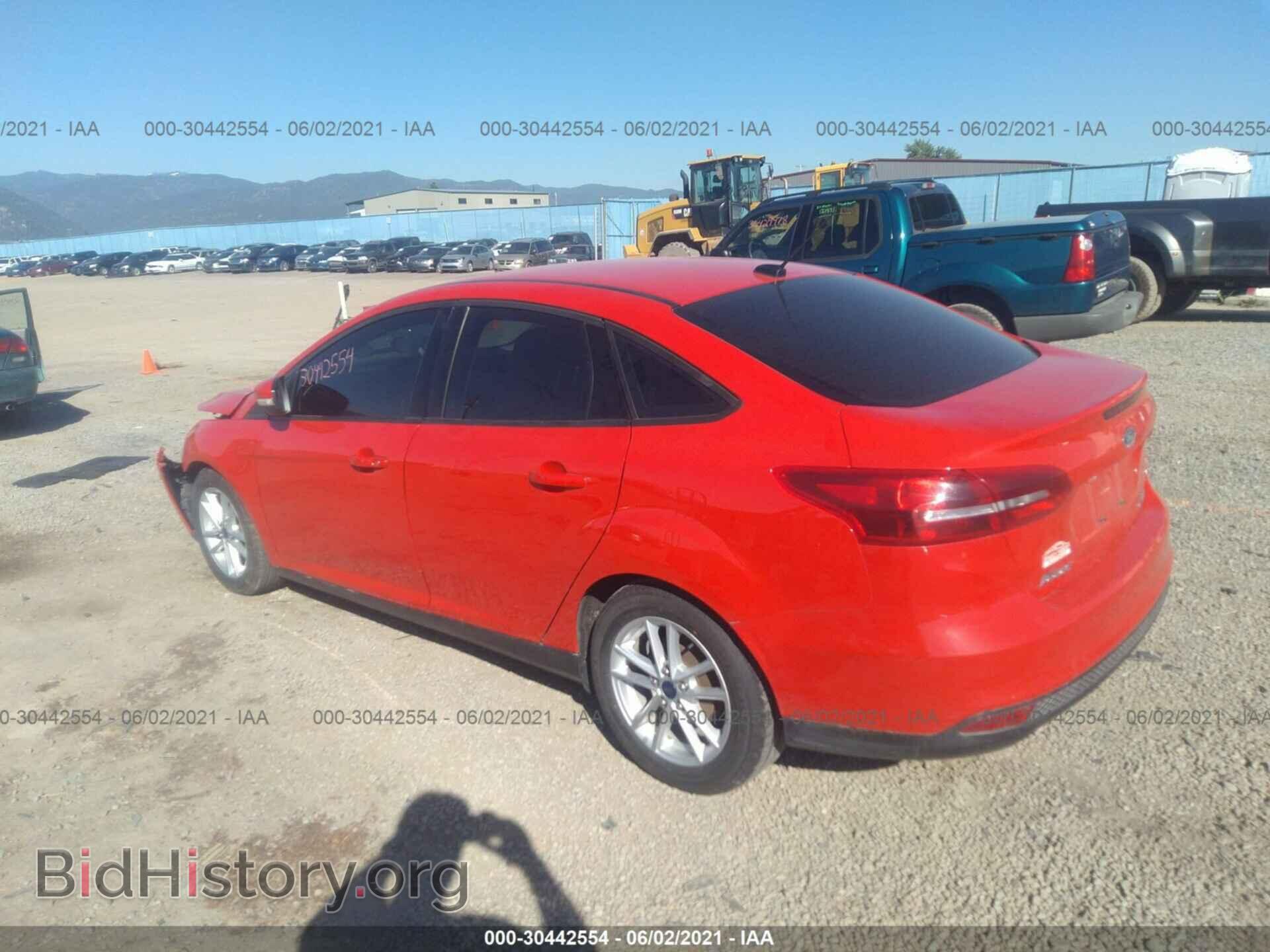2016 FORD FOCUS - VIN: 1FADP3F23GL263945 - Фото 3