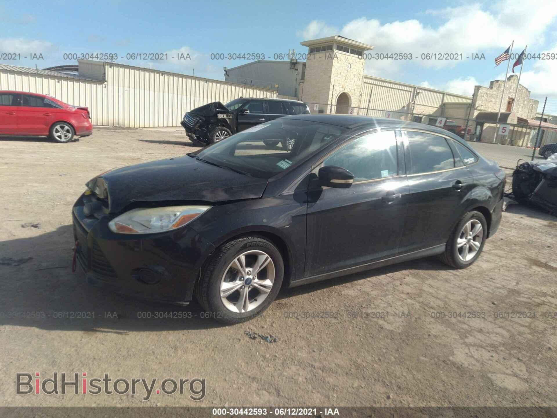2013 FORD FOCUS - VIN: 1FADP3F20DL112461 - Photo 2