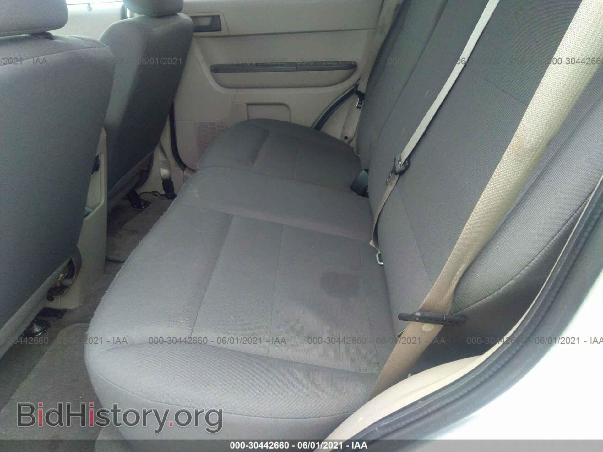 2011 FORD ESCAPE - VIN: 1FMCU9C75BKC69662 - Фото 8