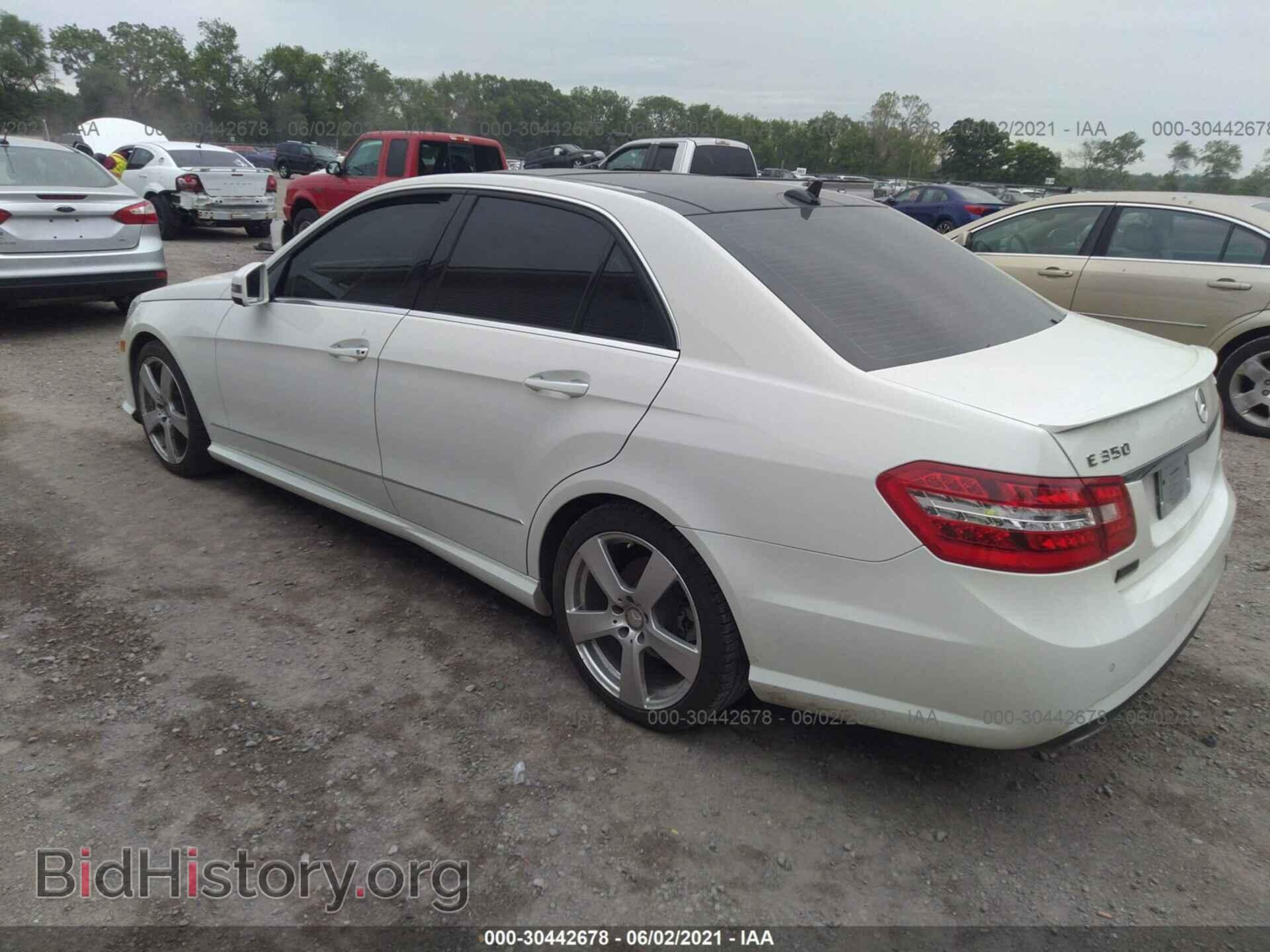 2011 MERCEDES-BENZ E-CLASS - VIN: WDDHF8HB6BA507364 - Фото 3