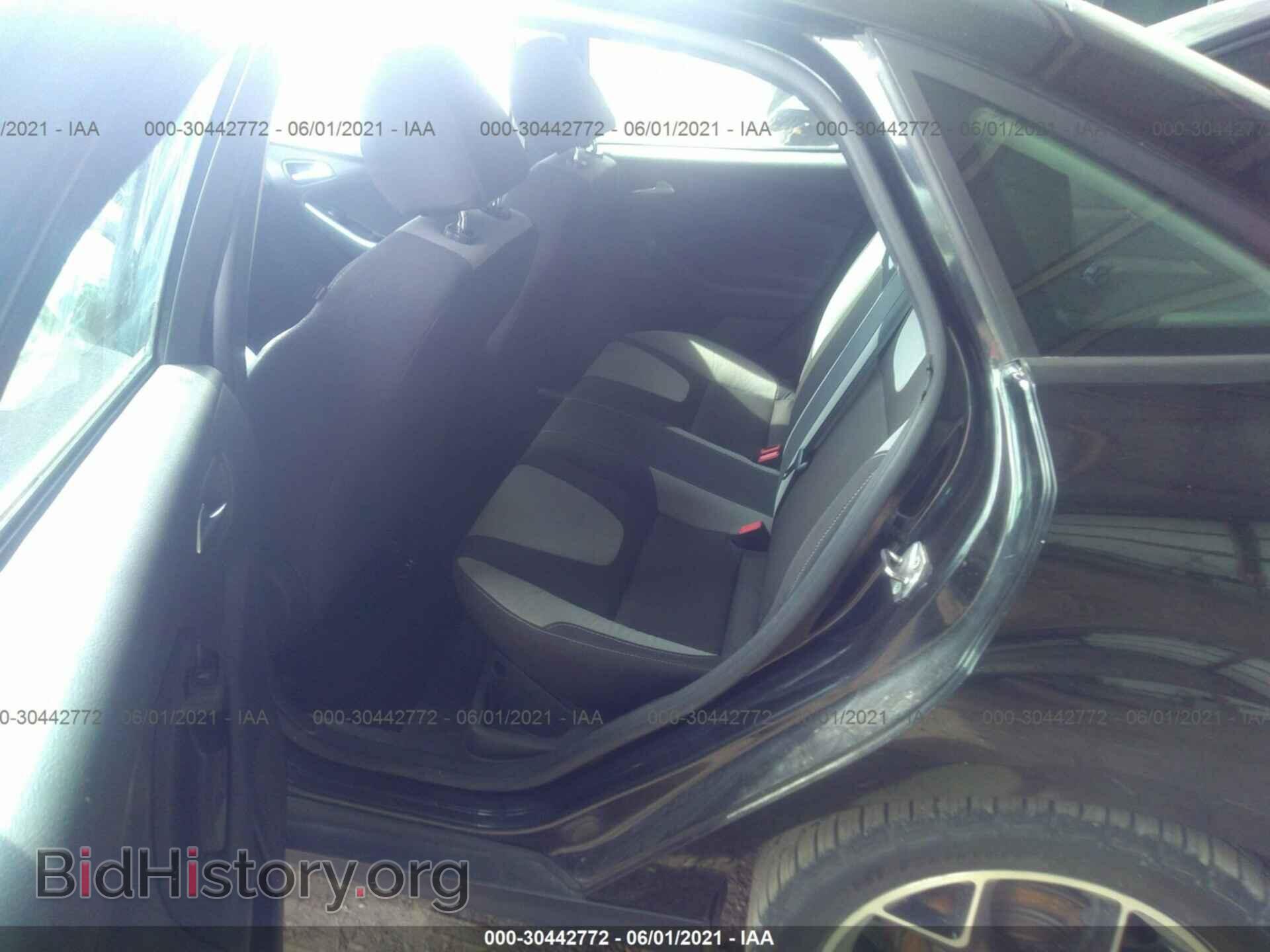 2012 FORD FOCUS - VIN: 1FAHP3F22CL422529 - Photo 8