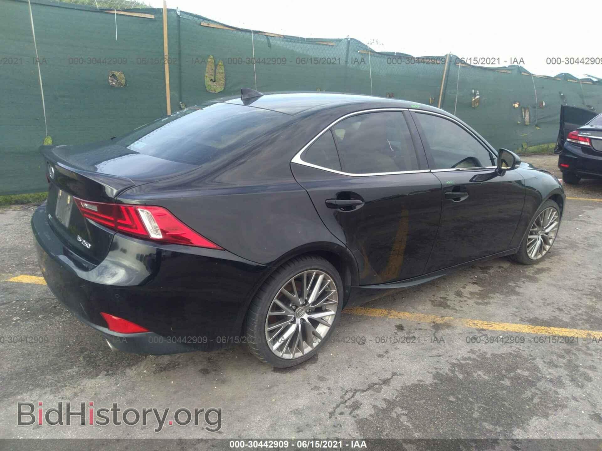 2015 LEXUS IS 250 - VIN: JTHBF1D28F5053550 - Photo 4