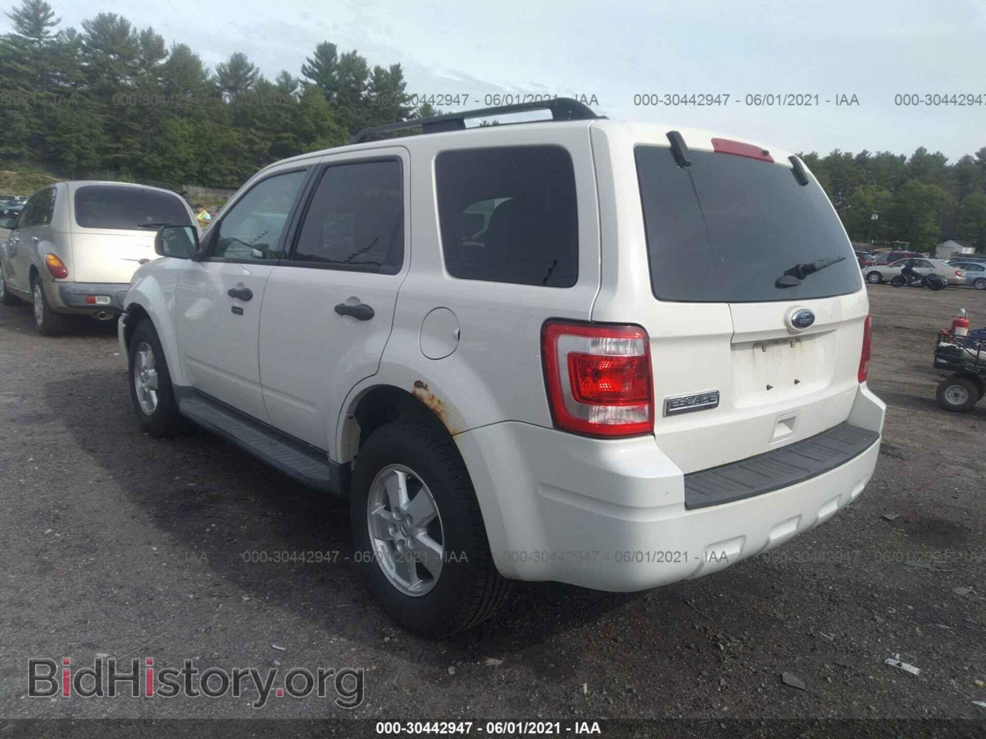 2011 FORD ESCAPE - VIN: 1FMCU9D72BKB69078 - Photo 3