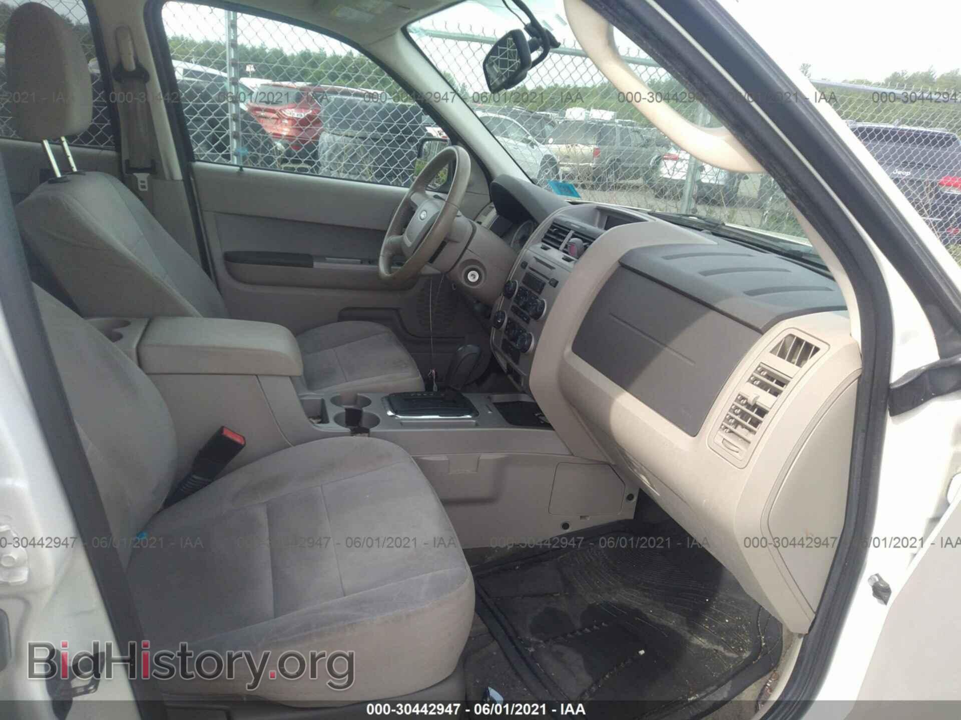 2011 FORD ESCAPE - VIN: 1FMCU9D72BKB69078 - Photo 5