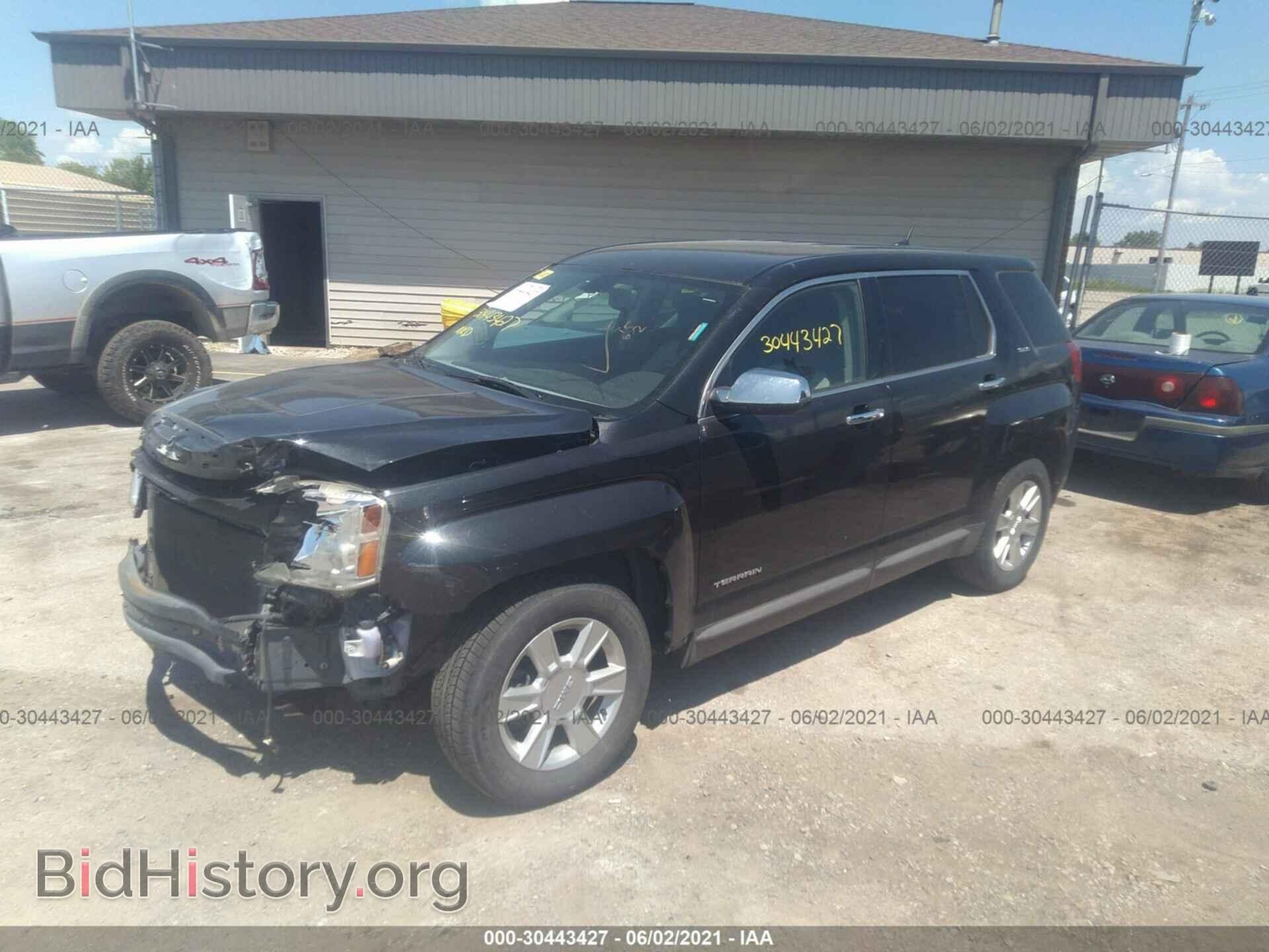 2010 GMC TERRAIN - VIN: 2CTFLCEW3A6317428 - Photo 2
