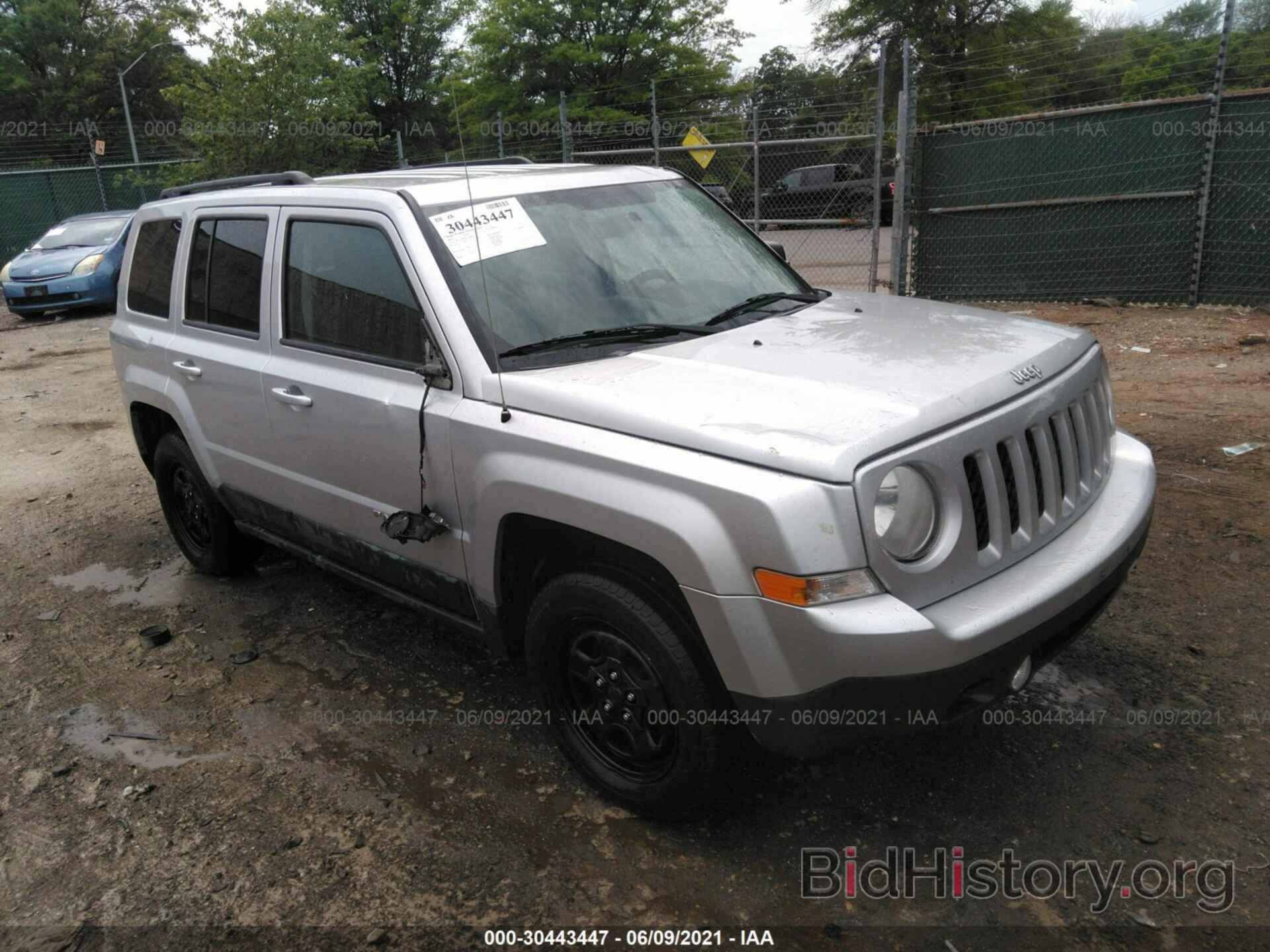 Фотография 1J4NF1GB7BD250858 - JEEP PATRIOT 2011