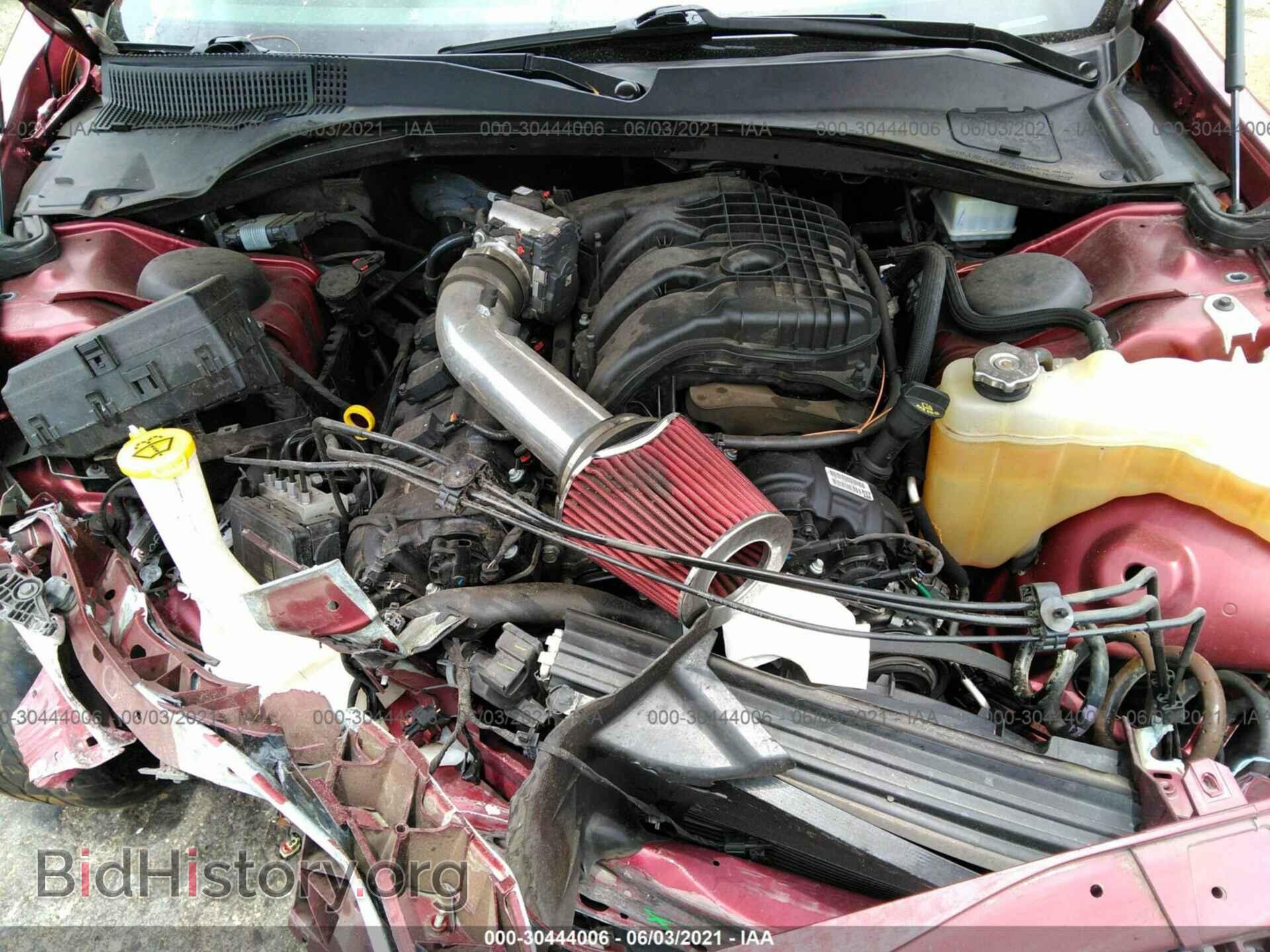 2019 CHRYSLER 300 - VIN: 2C3CCAAG0KH501446 - Фото 10