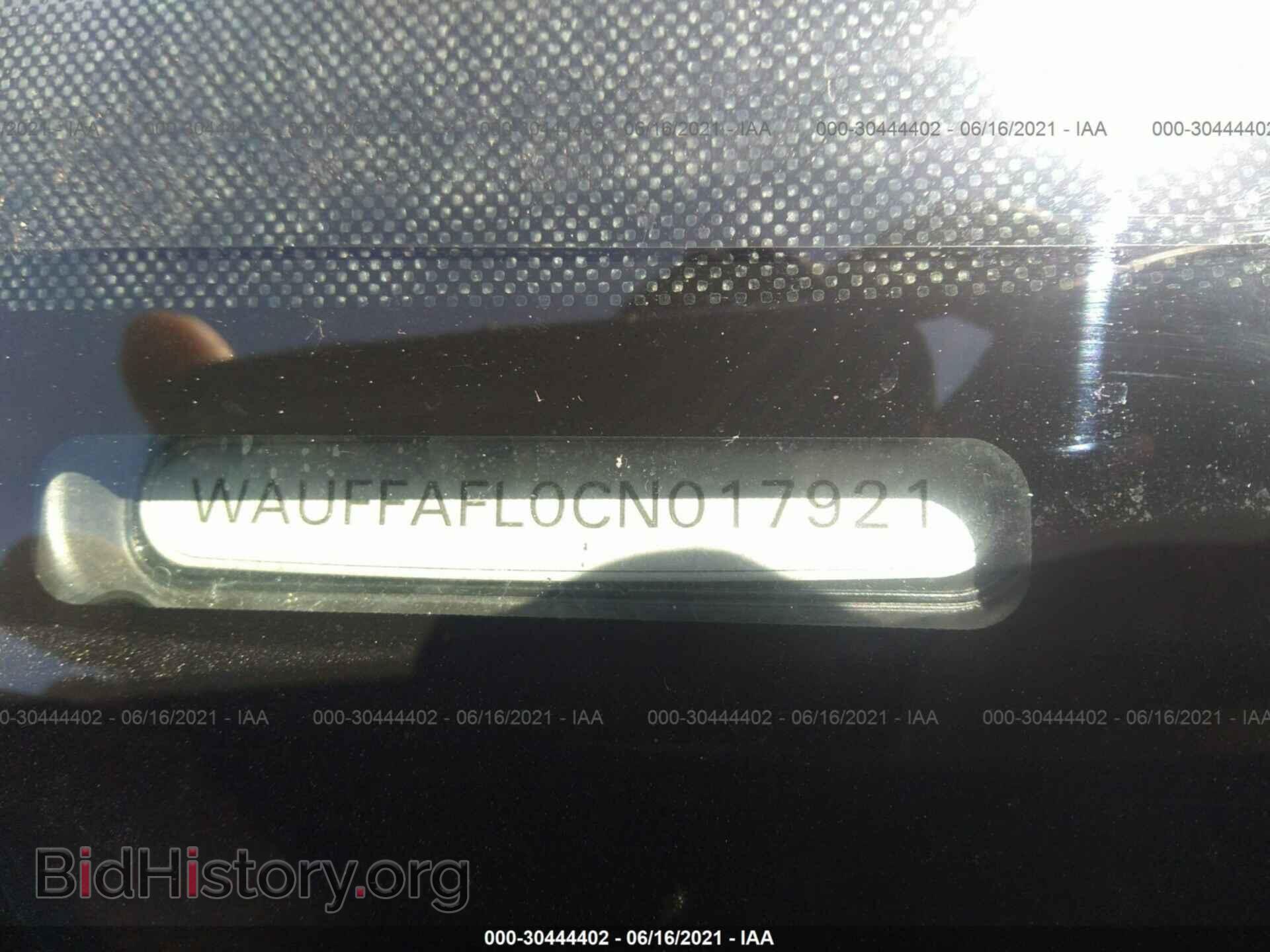 2012 AUDI A4 - VIN: WAUFFAFL0CN017921 - Фото 9