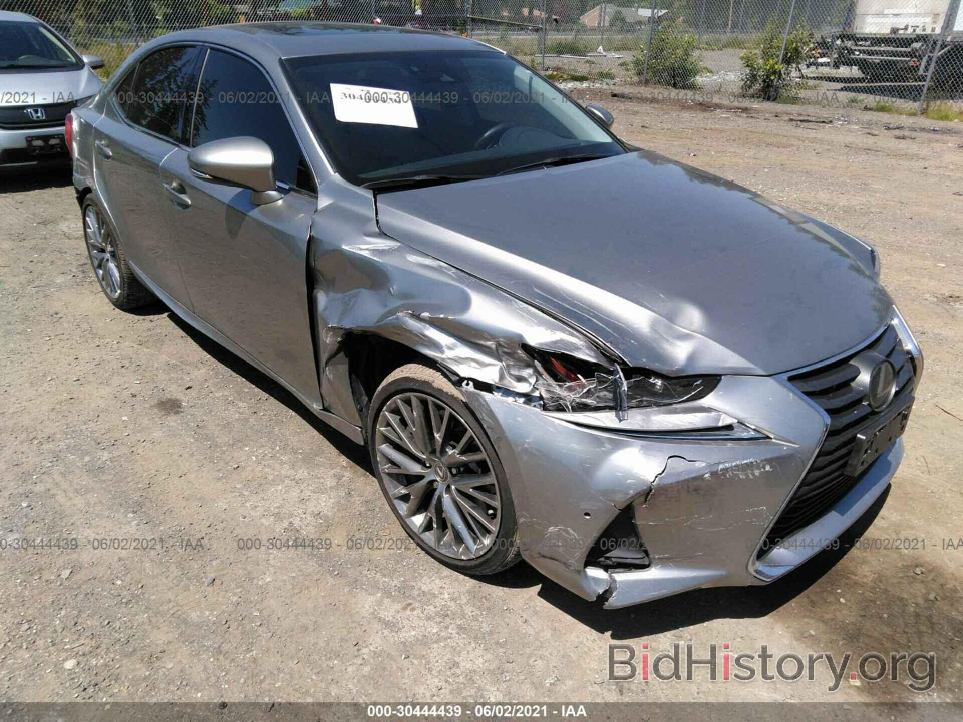 Photo JTHC81D23J5032094 - LEXUS IS 2018