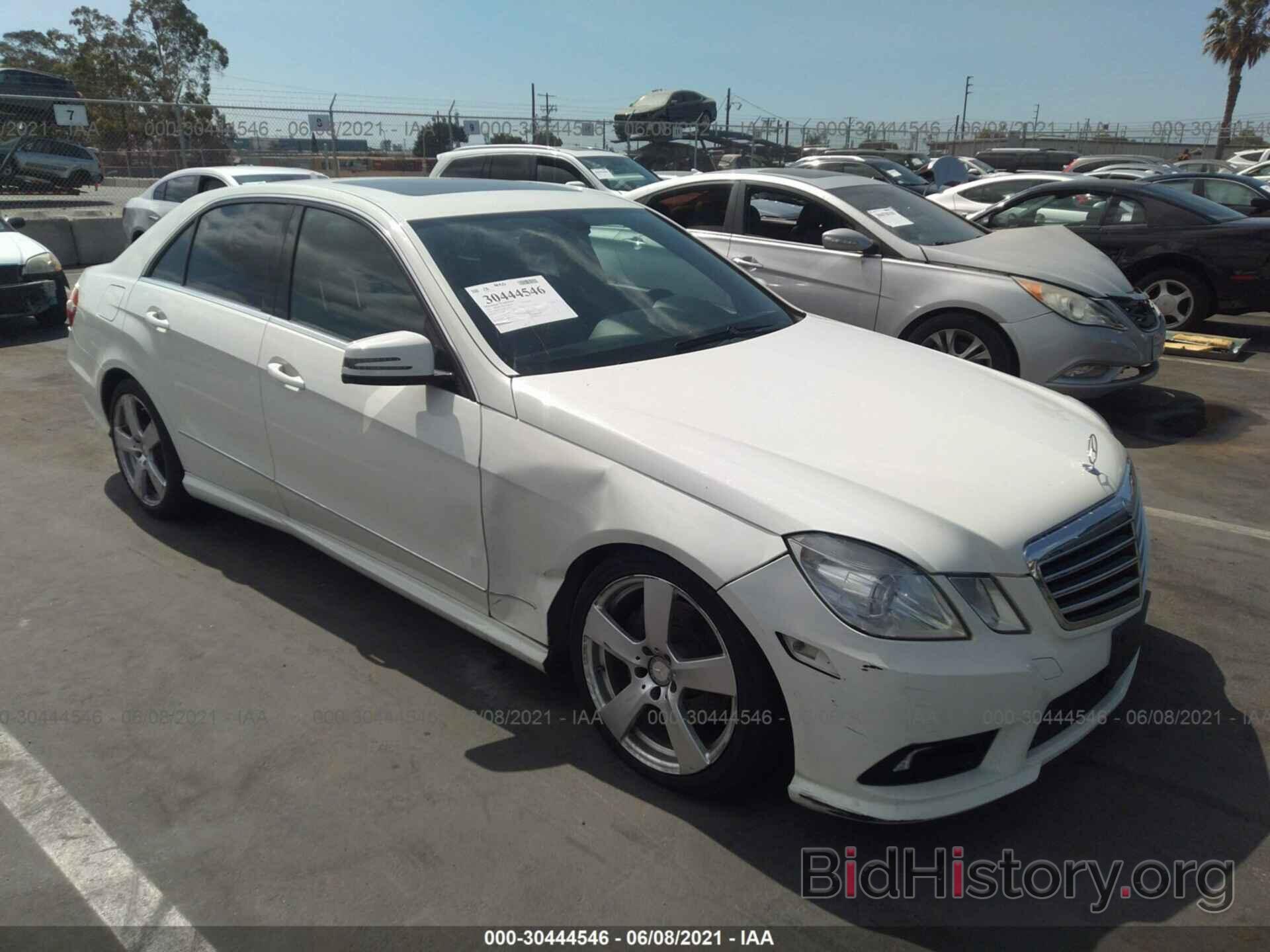 Фотография WDDHF5GB9BA396700 - MERCEDES-BENZ E-CLASS 2011