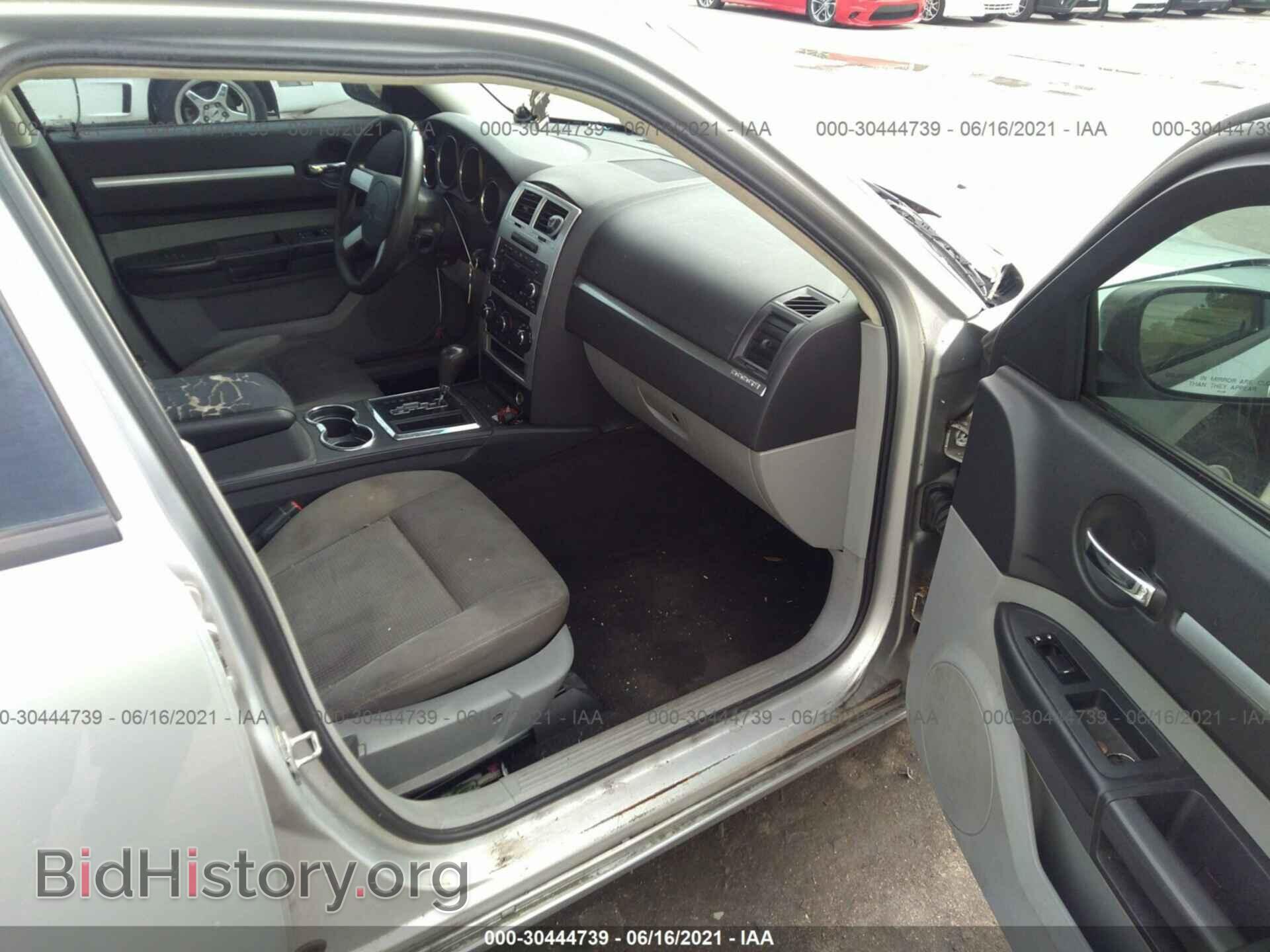 2009 DODGE CHARGER - VIN: 2B3KA33V89H613735 - Фото 5